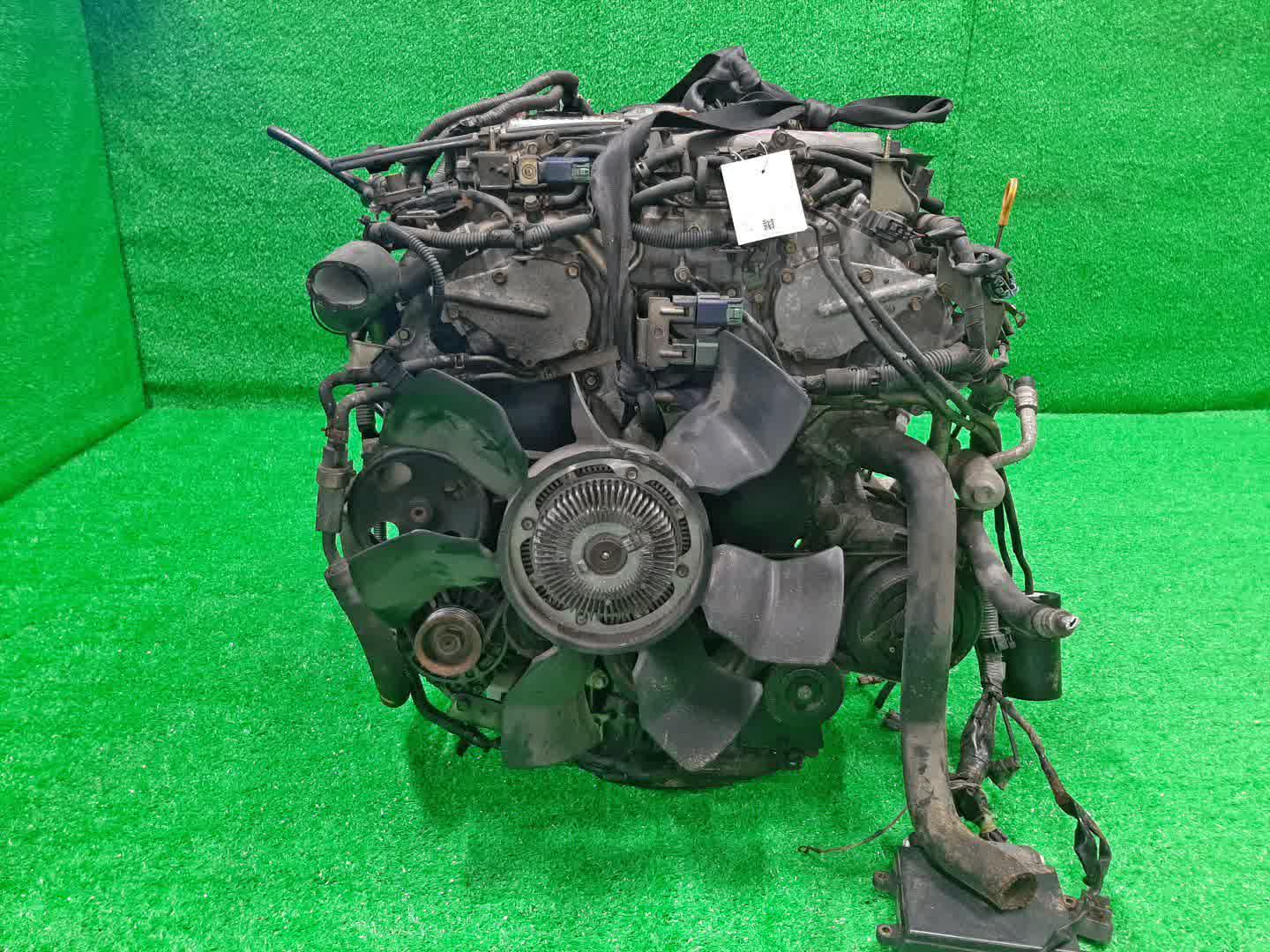 Двигатель NISSAN CEDRIC, GLORIA HY34 VQ30DD 1MOD 2 ракурс