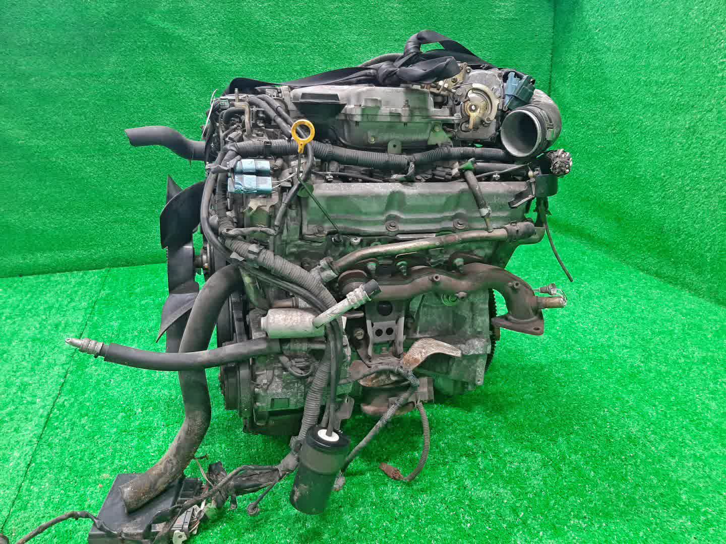 Двигатель NISSAN CEDRIC, GLORIA HY34 VQ30DD 1MOD 4 ракурс