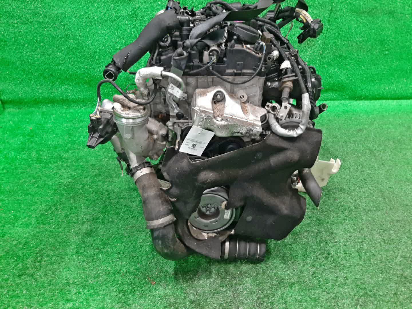Двигатель MINI CABRIO, HATCH F57, F55, F56 B38A12A B38A12A 2 ракурс