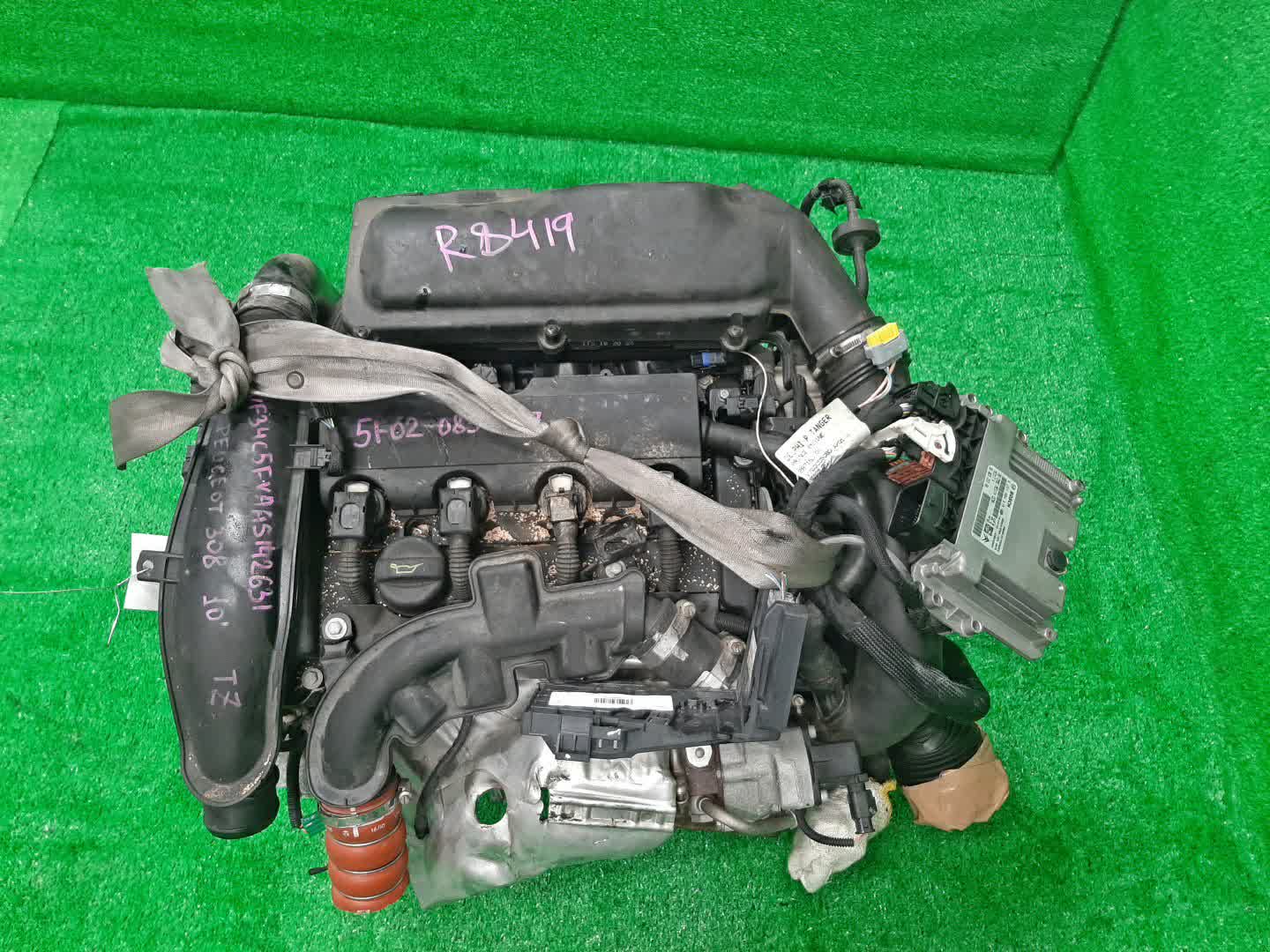 Двигатель PEUGEOT C5, DS5, RCZ, 308, DS4, C4, 3008, 5008, 508 RD, K, PF2, 4C, 4A, 4E, 4B, T7, S, N, LA, B7, LC, T84, T8, 8D 5F02, EP6CDT EP6CDT 1 ракурс
