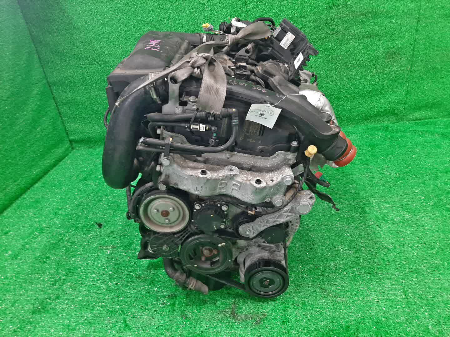 Двигатель PEUGEOT C5, DS5, RCZ, 308, DS4, C4, 3008, 5008, 508 RD, K, PF2, 4C, 4A, 4E, 4B, T7, S, N, LA, B7, LC, T84, T8, 8D 5F02, EP6CDT EP6CDT 2 ракурс
