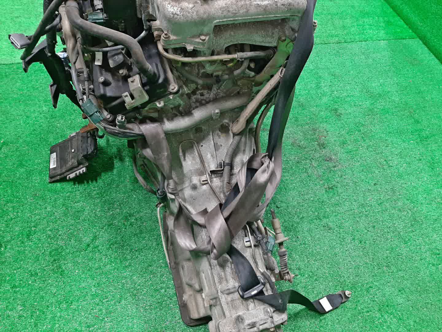 Двигатель NISSAN ELGRAND E51 VQ35DE SET 5 ракурс