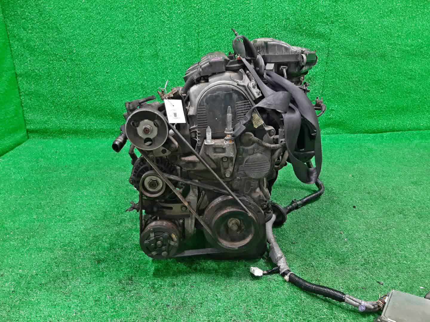 Двигатель HONDA CIVIC, STREAM, EDIX, CIVIC FERIO EU3, ES3, EU4, ET2, EN2, RN2, RN1, BE1, BE2 D17A 4011998 2 ракурс