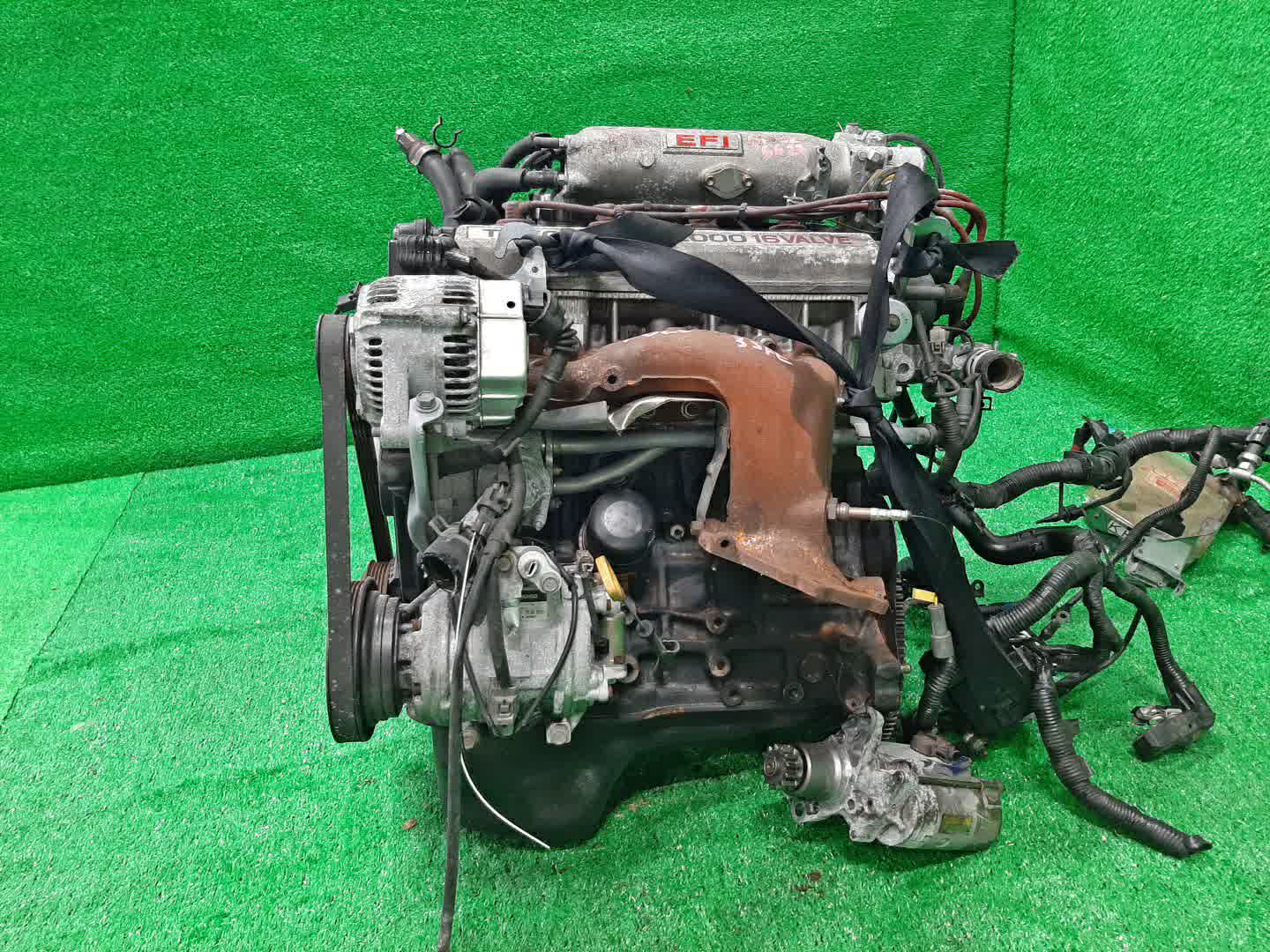 Двигатель TOYOTA CAMRY, CELICA, CORONA EXIV, VISTA, CARINA ED SV32, SV33, ST182, ST183 3S-FE TPAM 4 ракурс