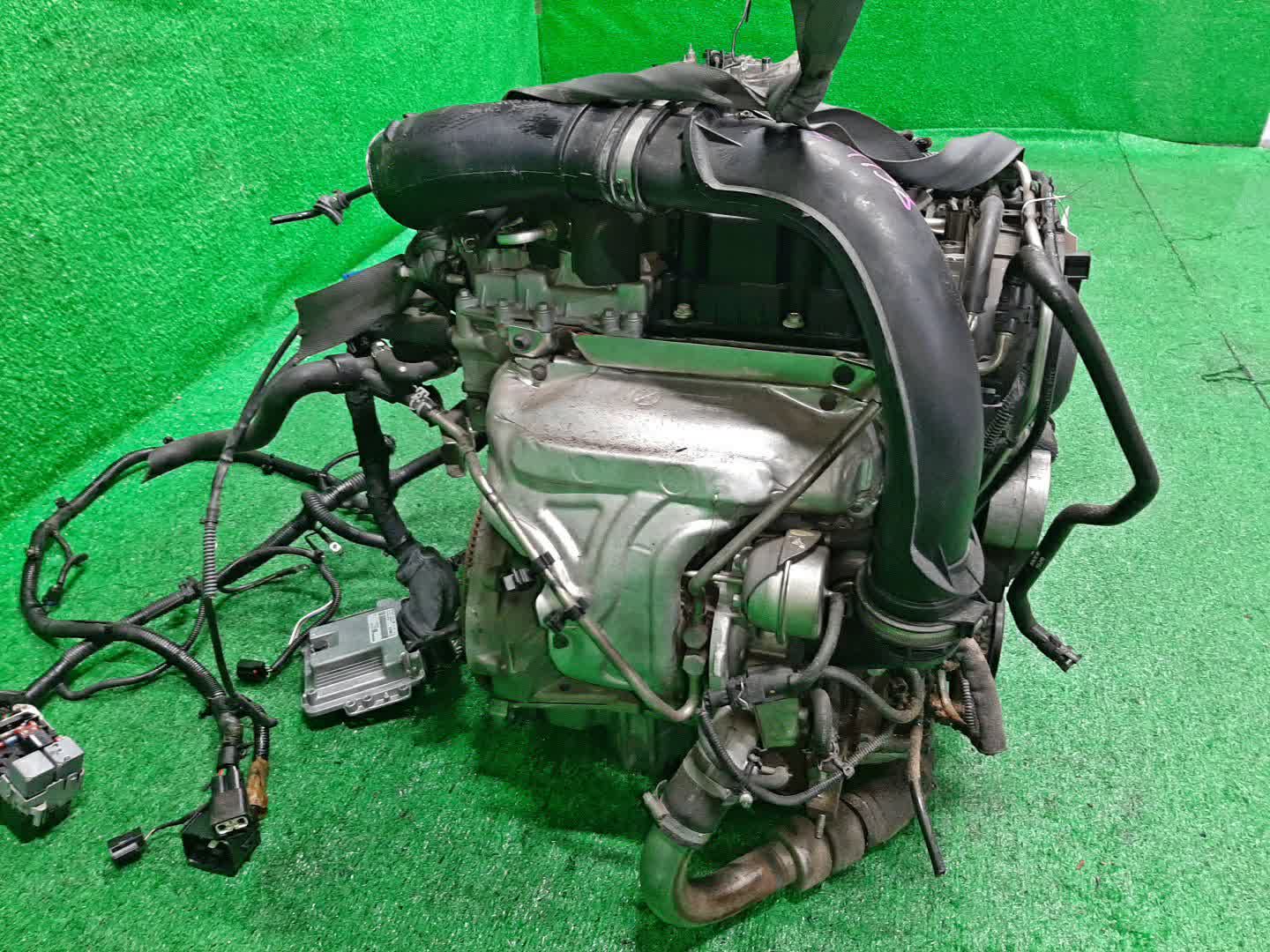 Двигатель VOLVO V60, S60, V40, V70, S80 FW48, FS48, MV48, BW48, AS B4164T 4107132 3 ракурс