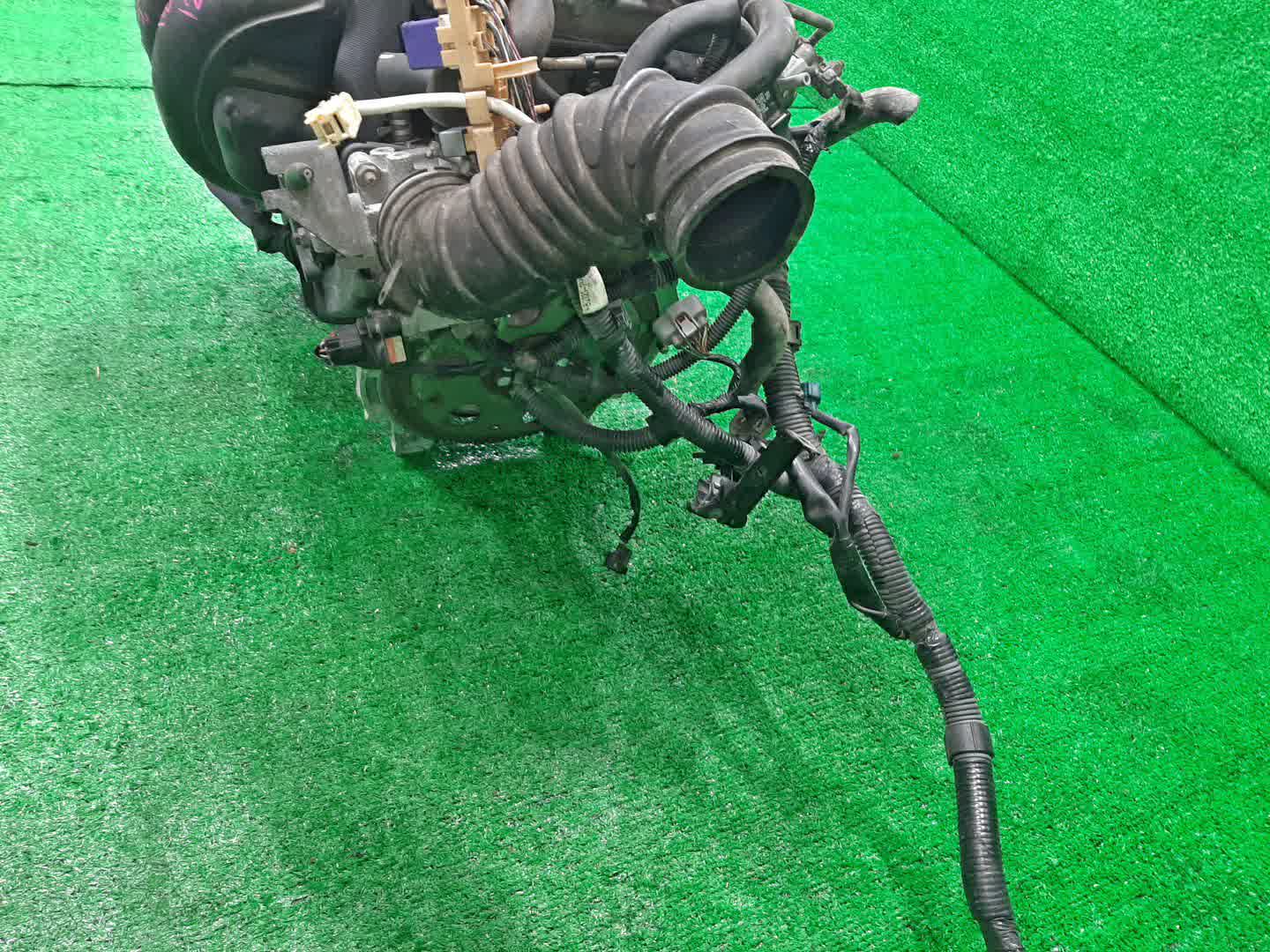 Двигатель TOYOTA COROLLA, PREMIO, COROLLA SPACIO, WISH, ALLION, COROLLA FIELDER, ALLEX, COROLLA RUNX, WILL VS ZZE124, ZZT245, ZZE124N, ZNE14G, ZZE124G, ZZE129 1ZZ-FE MEX 5 ракурс