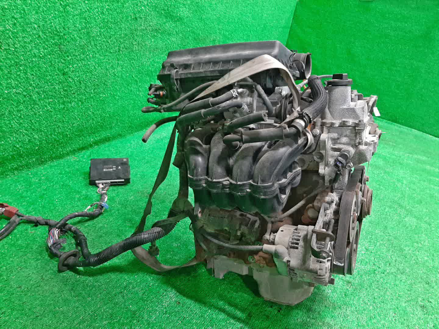 Двигатель TOYOTA PASSO SETTE M512E 3SZ-VE 2342273 3 ракурс