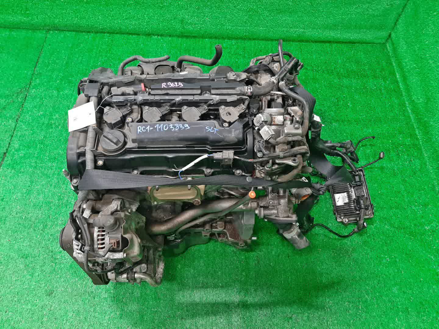 Двигатель HONDA ODYSSEY RC1, RC2 K24W 1403890 1 ракурс