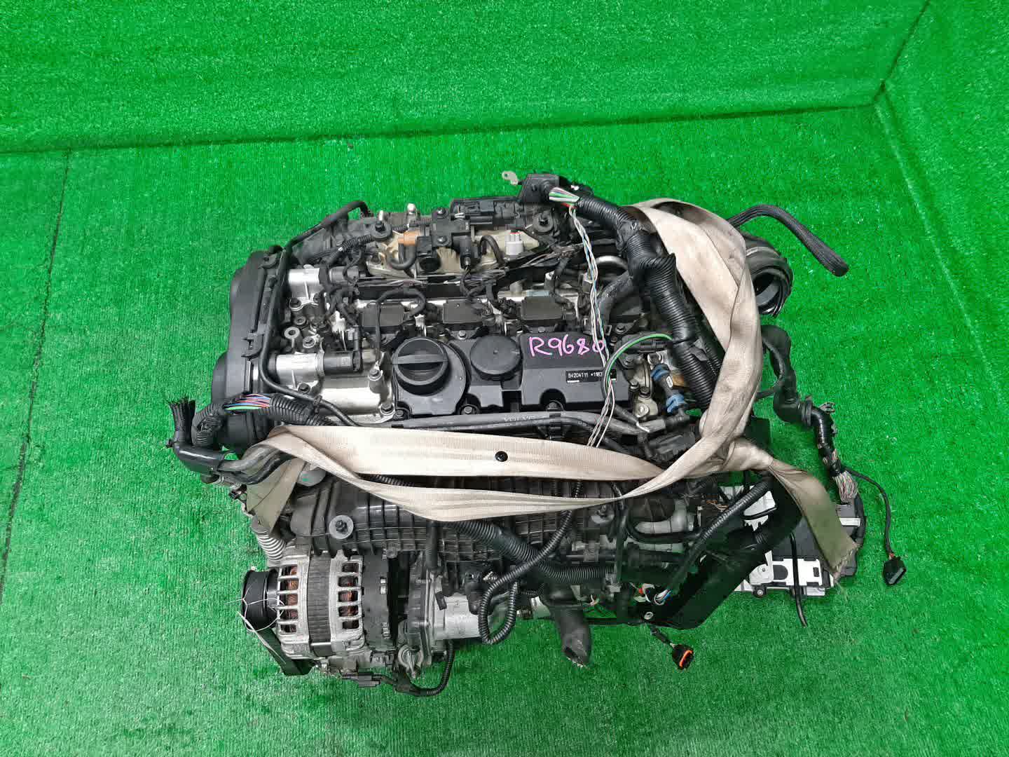 Двигатель VOLVO V60, S60, V40, XC70, V70, XC60, S80 FW, FB420, FS40, MV, BZ, BW40, DZ40, AS B4204T11 1183346 1 ракурс