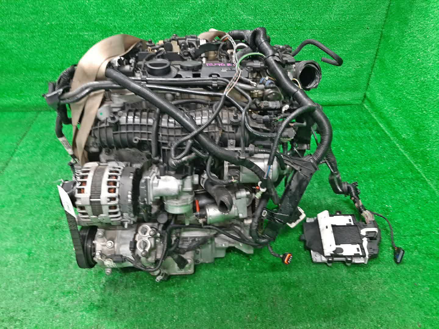 Двигатель VOLVO V60, S60, V40, XC70, V70, XC60, S80 FW, FB420, FS40, MV, BZ, BW40, DZ40, AS B4204T11 1183346 4 ракурс