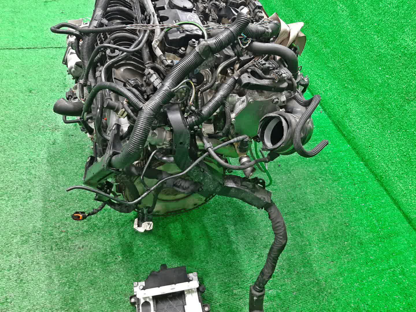 Двигатель VOLVO V60, S60, V40, XC70, V70, XC60, S80 FW, FB420, FS40, MV, BZ, BW40, DZ40, AS B4204T11 1183346 5 ракурс