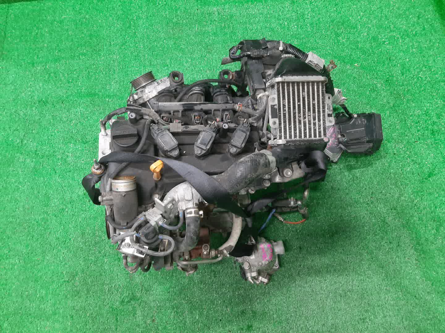 Двигатель SUZUKI WAGON R MH55S R06AT TURBO 1 ракурс