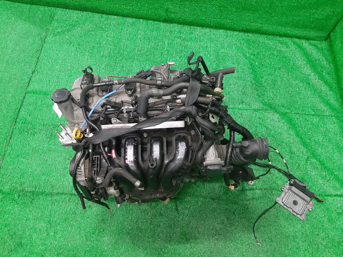 Двигатель MAZDA AXELA BM6FJ Z6 B68833 1 ракурс