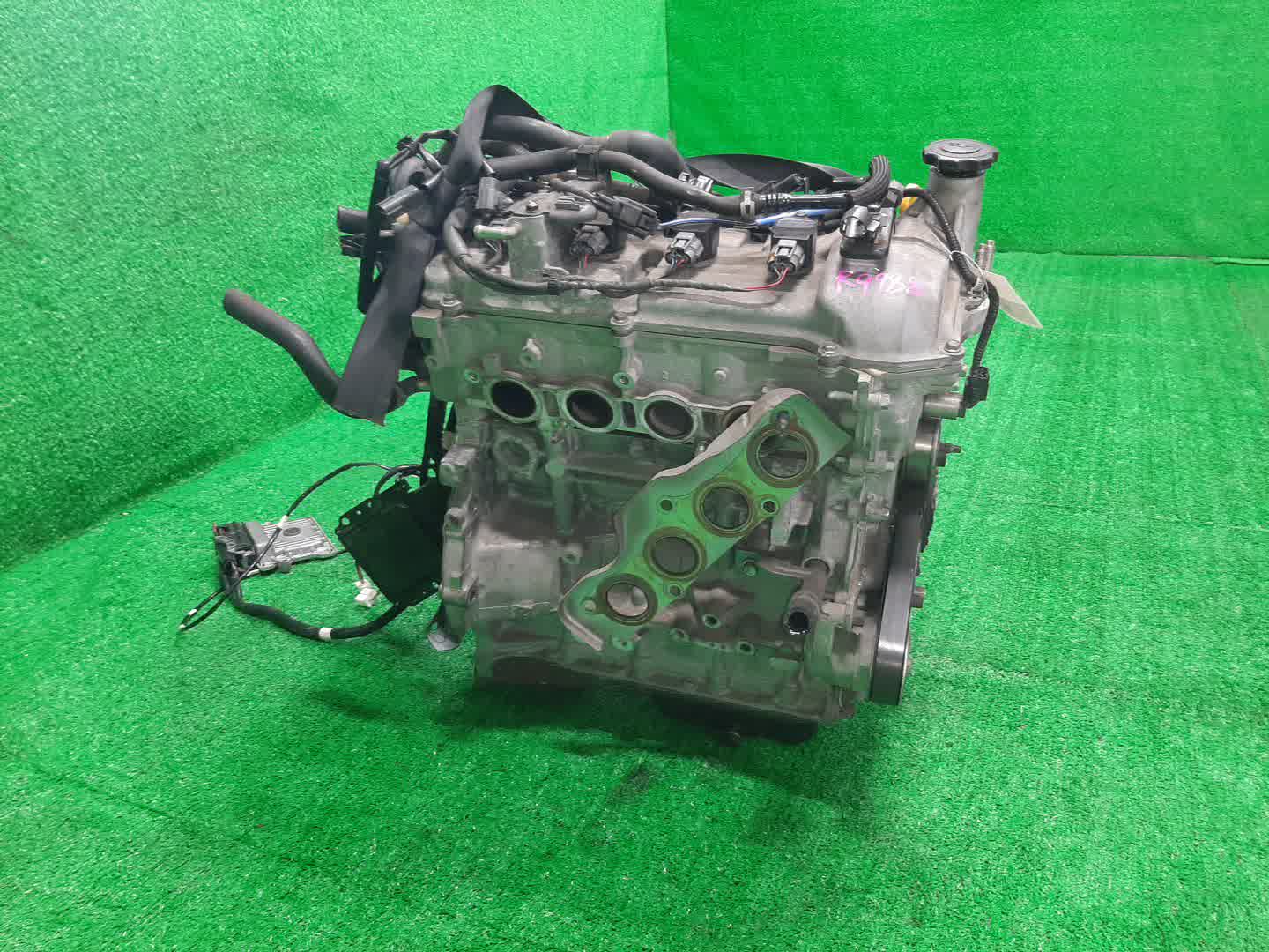Двигатель MAZDA AXELA BM6FJ Z6 B68833 3 ракурс