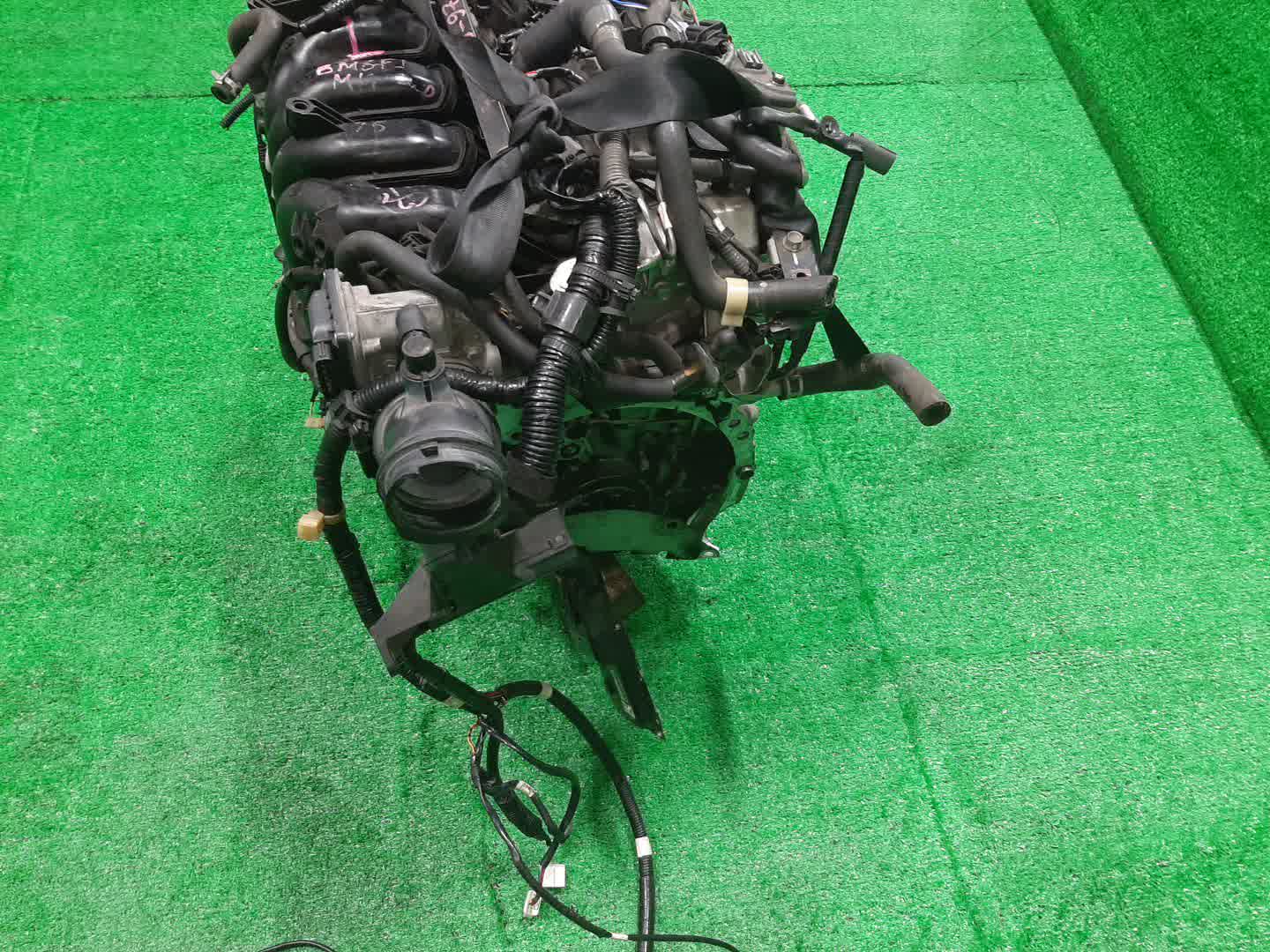Двигатель MAZDA AXELA BM6FJ Z6 B68833 5 ракурс