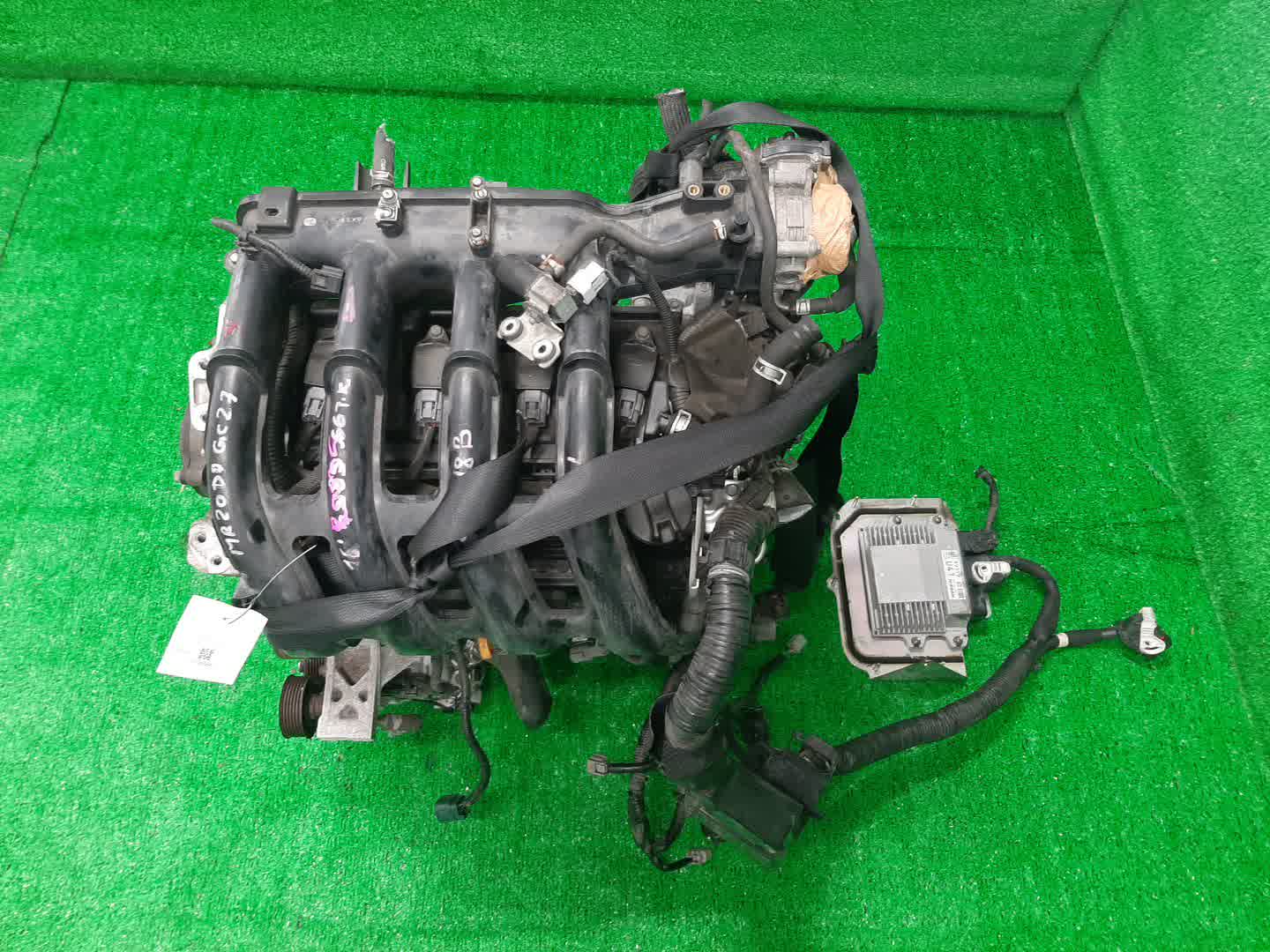 Двигатель NISSAN SERENA GFC27, GC27 MR20DD 942918B 1 ракурс Двигатель NISSAN SERENA GFC27, GC27 MR20DD 942918B 1 ракурс