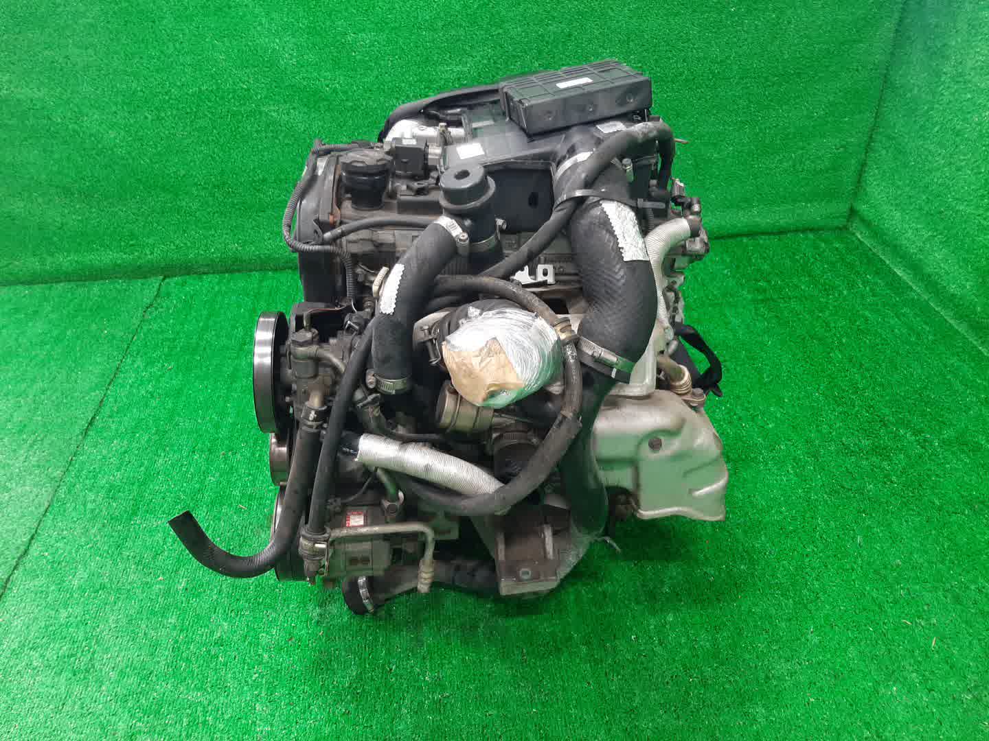 Двигатель MITSUBISHI PAJERO IO H76W 4G93T MD369956 4 ракурс Двигатель MITSUBISHI PAJERO IO H76W 4G93T MD369956 4 ракурс