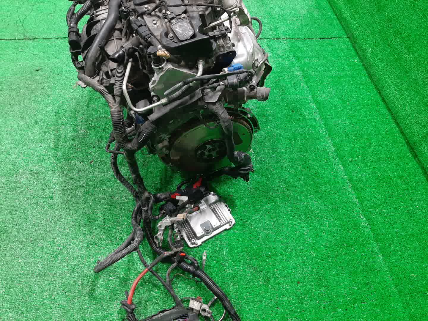Двигатель VOLVO V60, S60, V40, V70, S80 FW48, FS48, MV48, BW48, AS B4164T 4119418 5 ракурс
