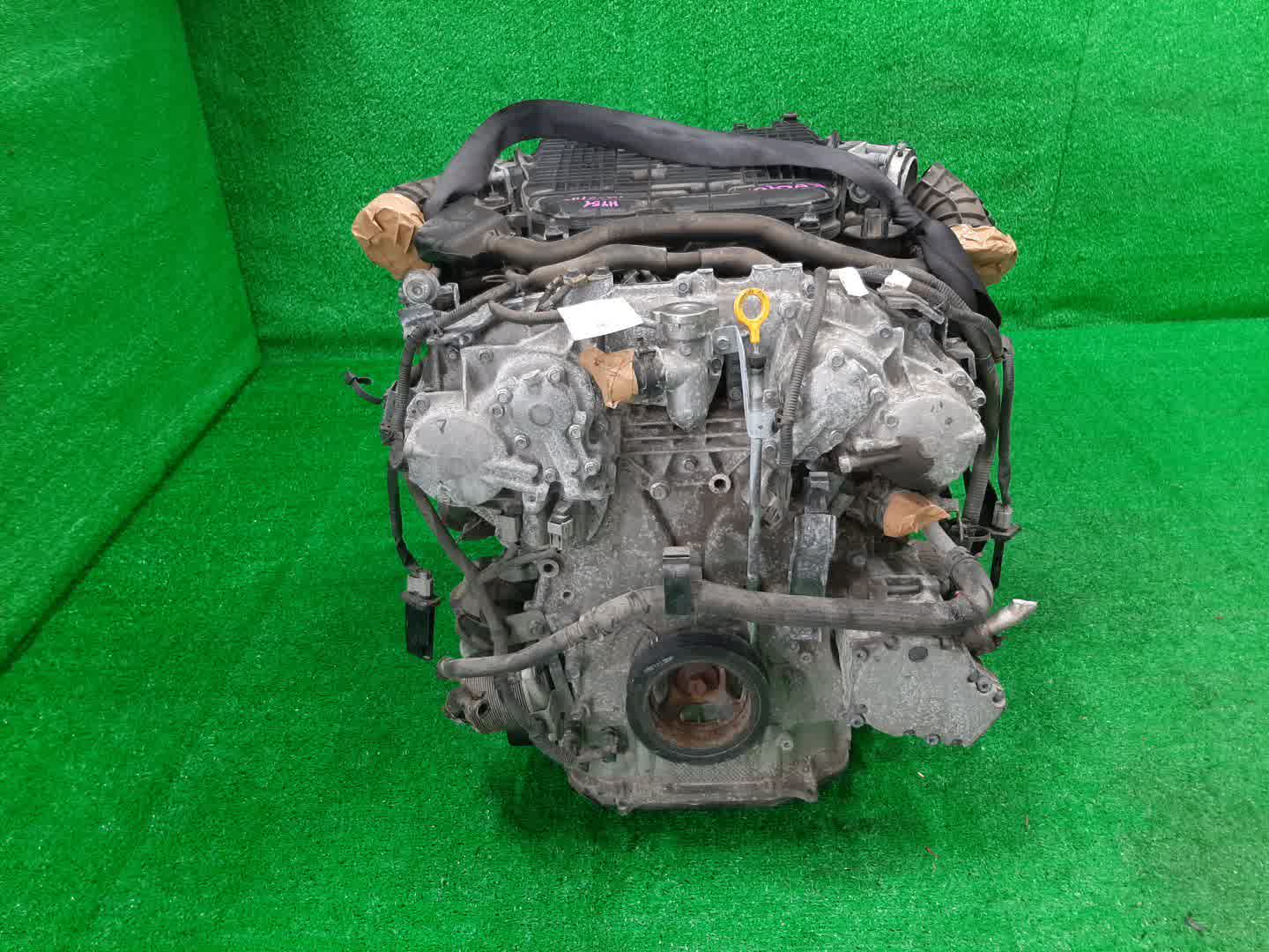 Двигатель NISSAN FUGA HY51 VQ35HR HYBRID 2 ракурс