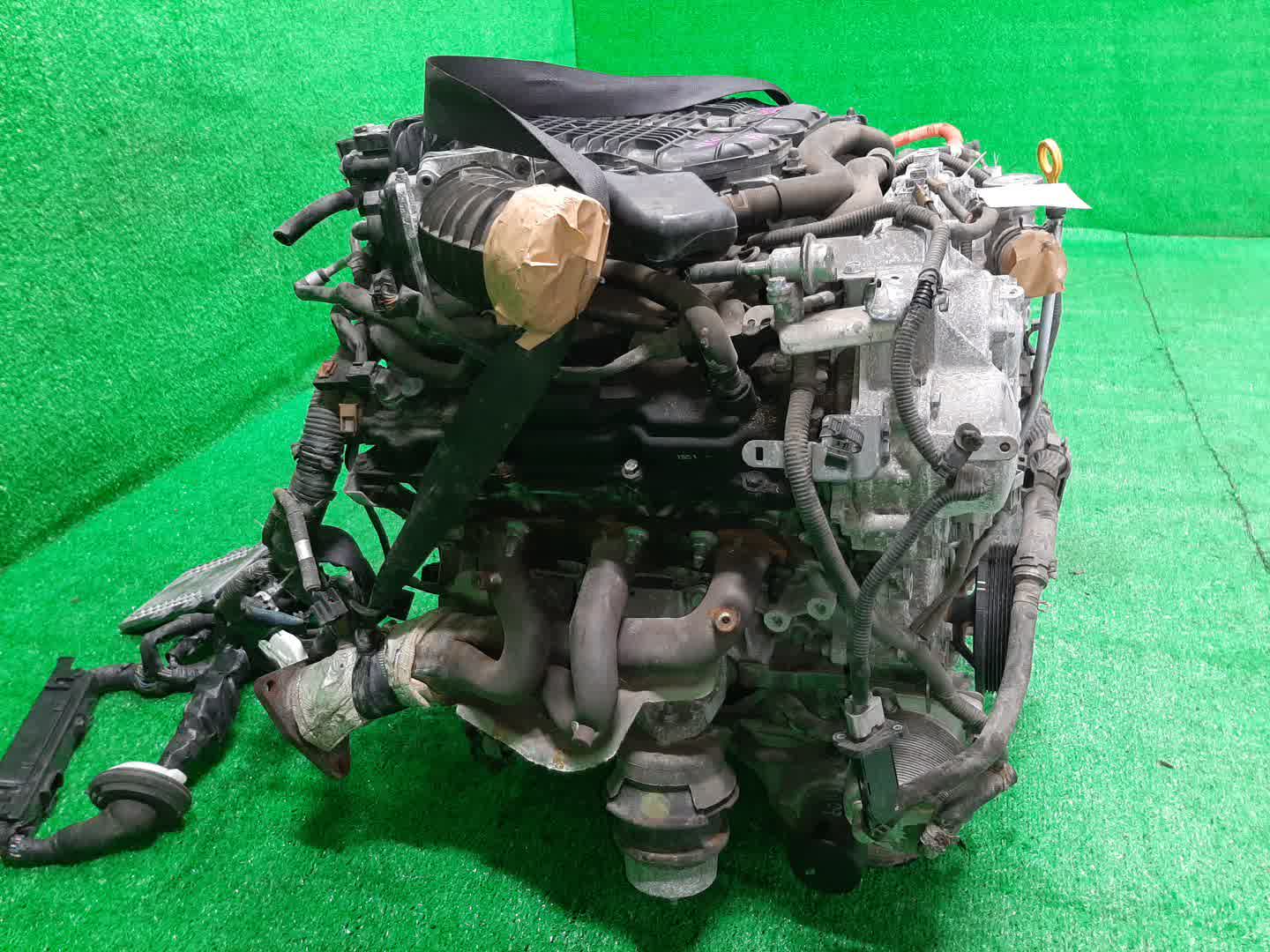 Двигатель NISSAN FUGA HY51 VQ35HR HYBRID 3 ракурс