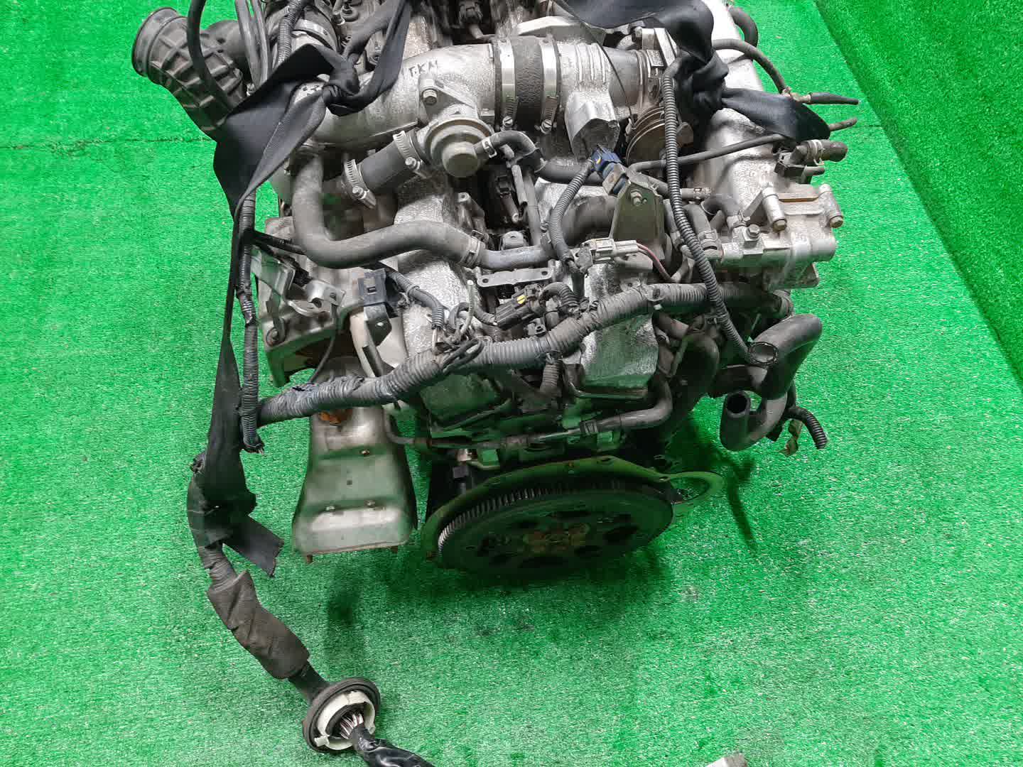 Двигатель NISSAN CEDRIC, GLORIA ENY34 RB25DET NEO 5 ракурс