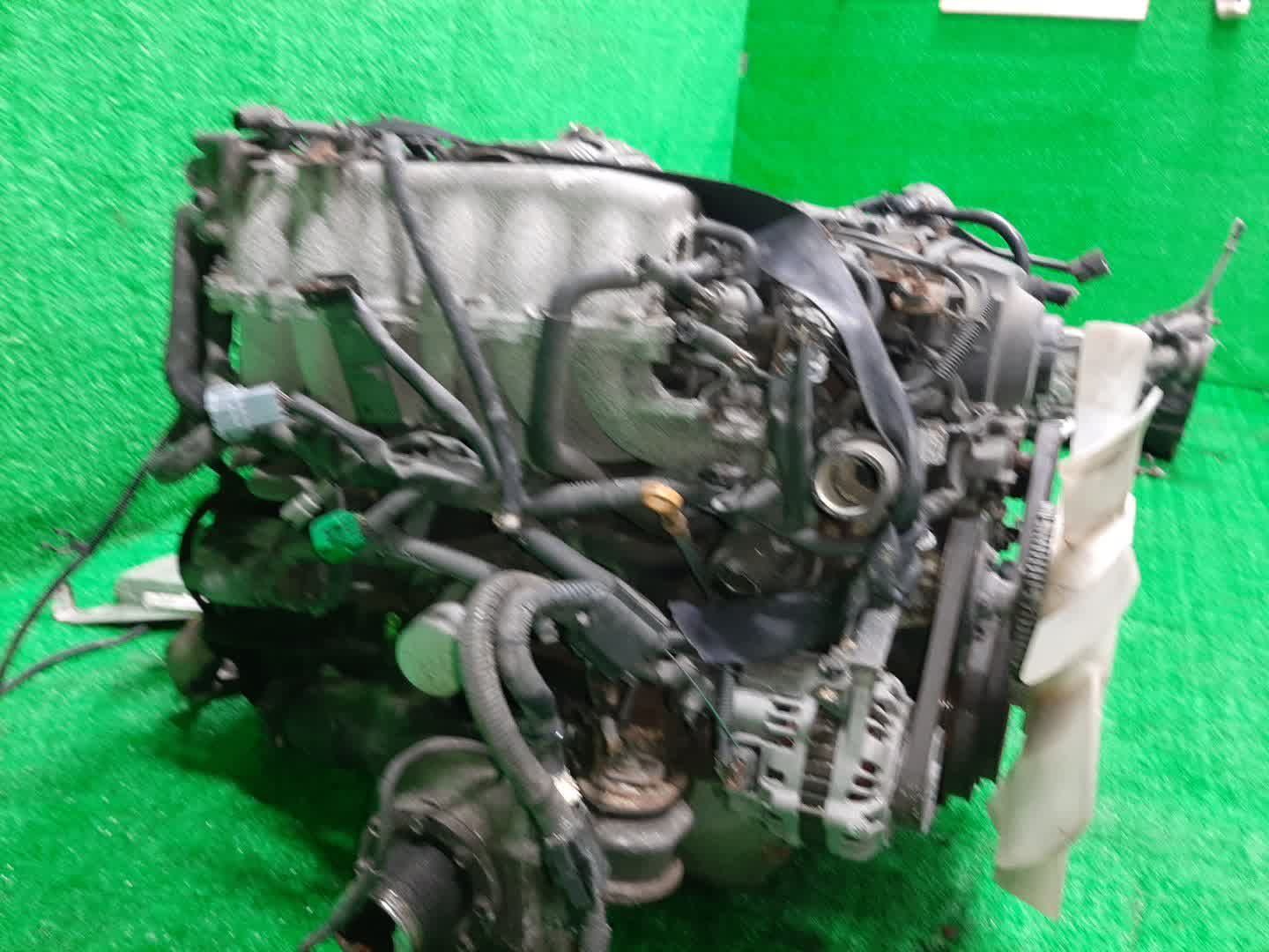 Двигатель NISSAN CEDRIC, GLORIA ENY34 RB25DET NEO 3 ракурс