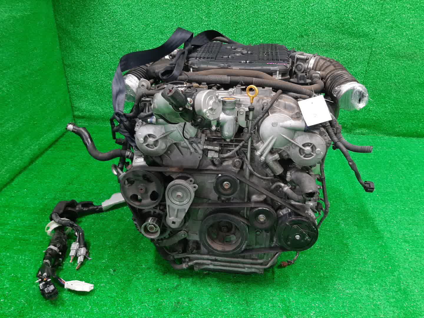 Двигатель NISSAN FUGA PY50 VQ35HR 697634C 2 ракурс