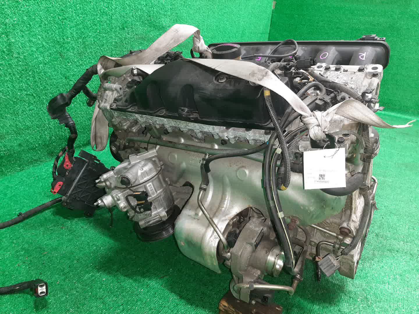 Двигатель VOLVO V60, S60, XC70, V70, XC60, S80 FW90, FS90, BZ90, BW90, DZ99, DZ90, AS60 B6304T4 04121108285 3 ракурс