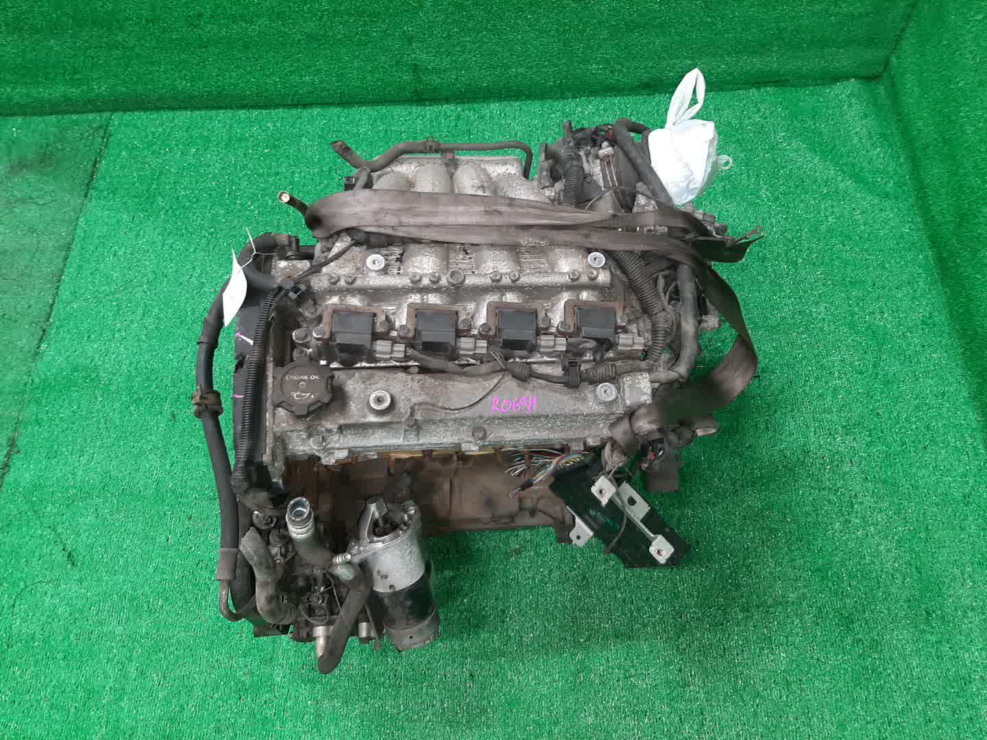 Двигатель MITSUBISHI DION CR9W 4G63 MD369884 1 ракурс