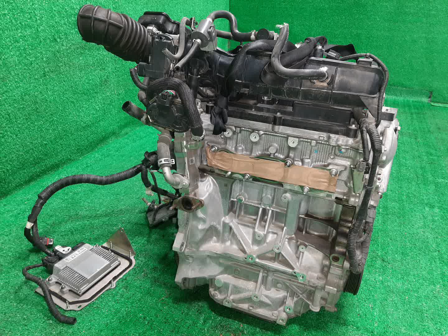 Двигатель NISSAN SERENA C27 MR20DD 915557B 3 ракурс Двигатель NISSAN SERENA C27 MR20DD 915557B 3 ракурс