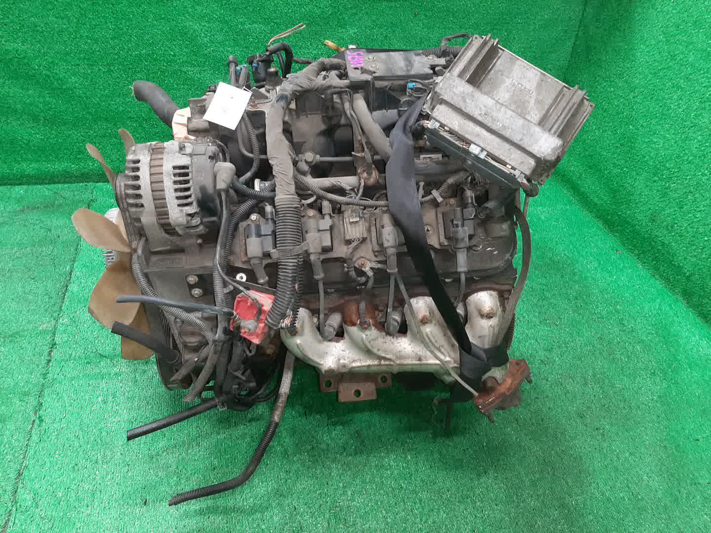 Двигатель GMC YUKON GMT830 VORTEC LQ4 T1J173385 4 ракурс