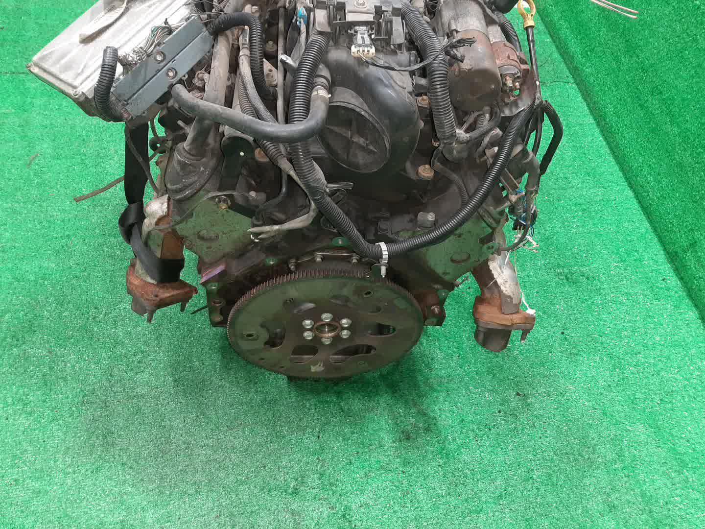 Двигатель GMC YUKON GMT830 VORTEC LQ4 T1J173385 5 ракурс