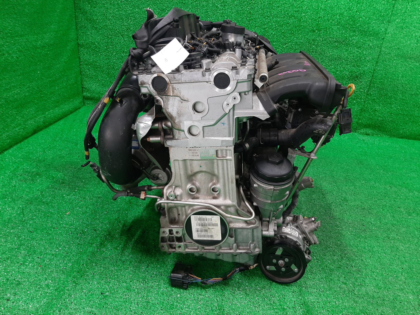 Двигатель VOLVO V60, S60, XC70, V70, XC60, S80 FW90, FS90, BZ90, BW90, DZ99, DZ90, AS60 B6304T4 02041221030 2 ракурс