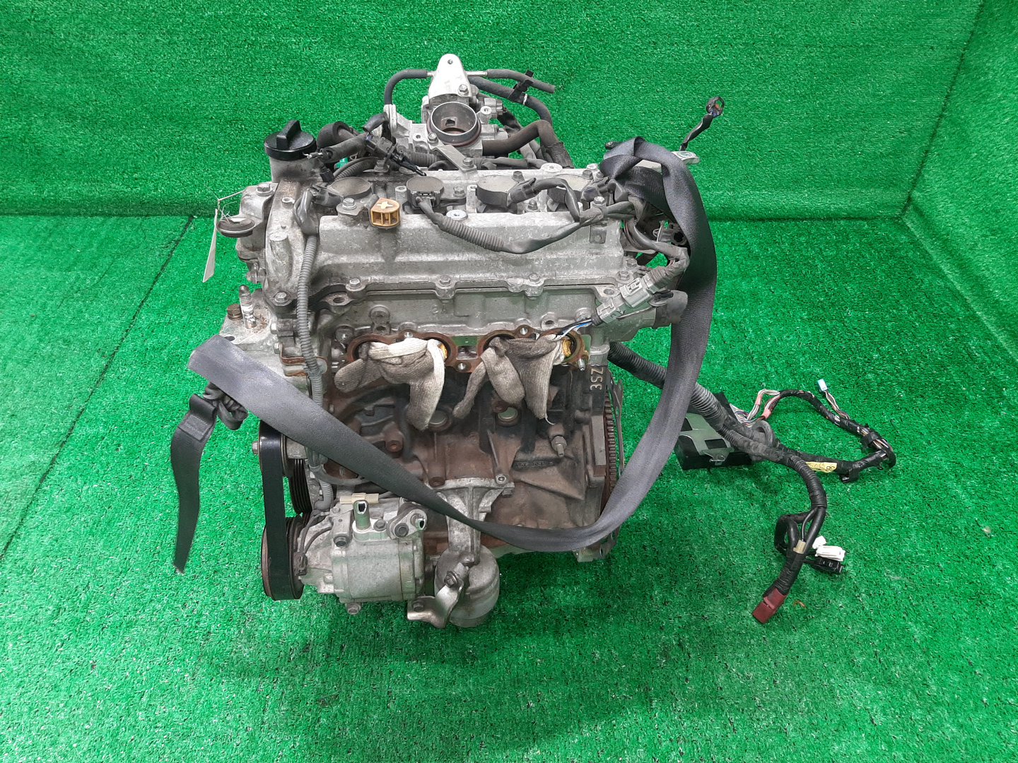 Двигатель TOYOTA BB, COO QNC21, M402S 3SZ-VE 2585912 4 ракурс