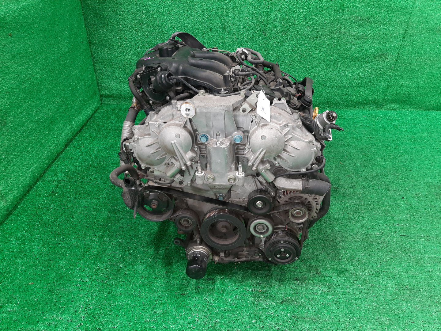 Двигатель NISSAN TEANA J32 VQ25DE 407357A 2 ракурс