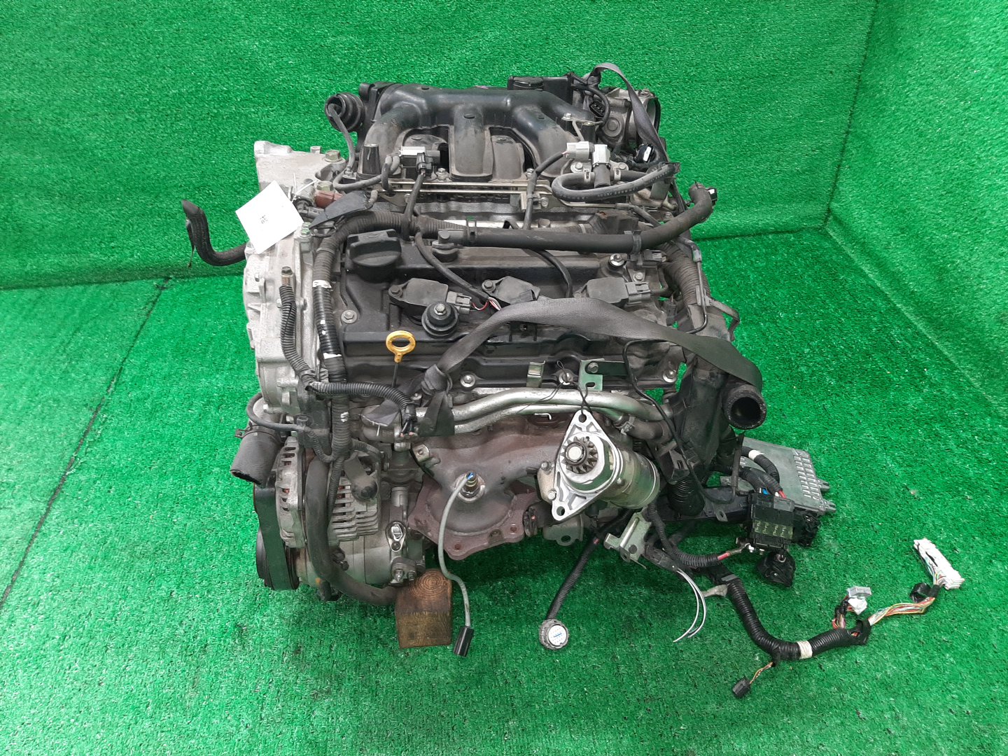 Двигатель NISSAN TEANA J32 VQ25DE 407357A 4 ракурс