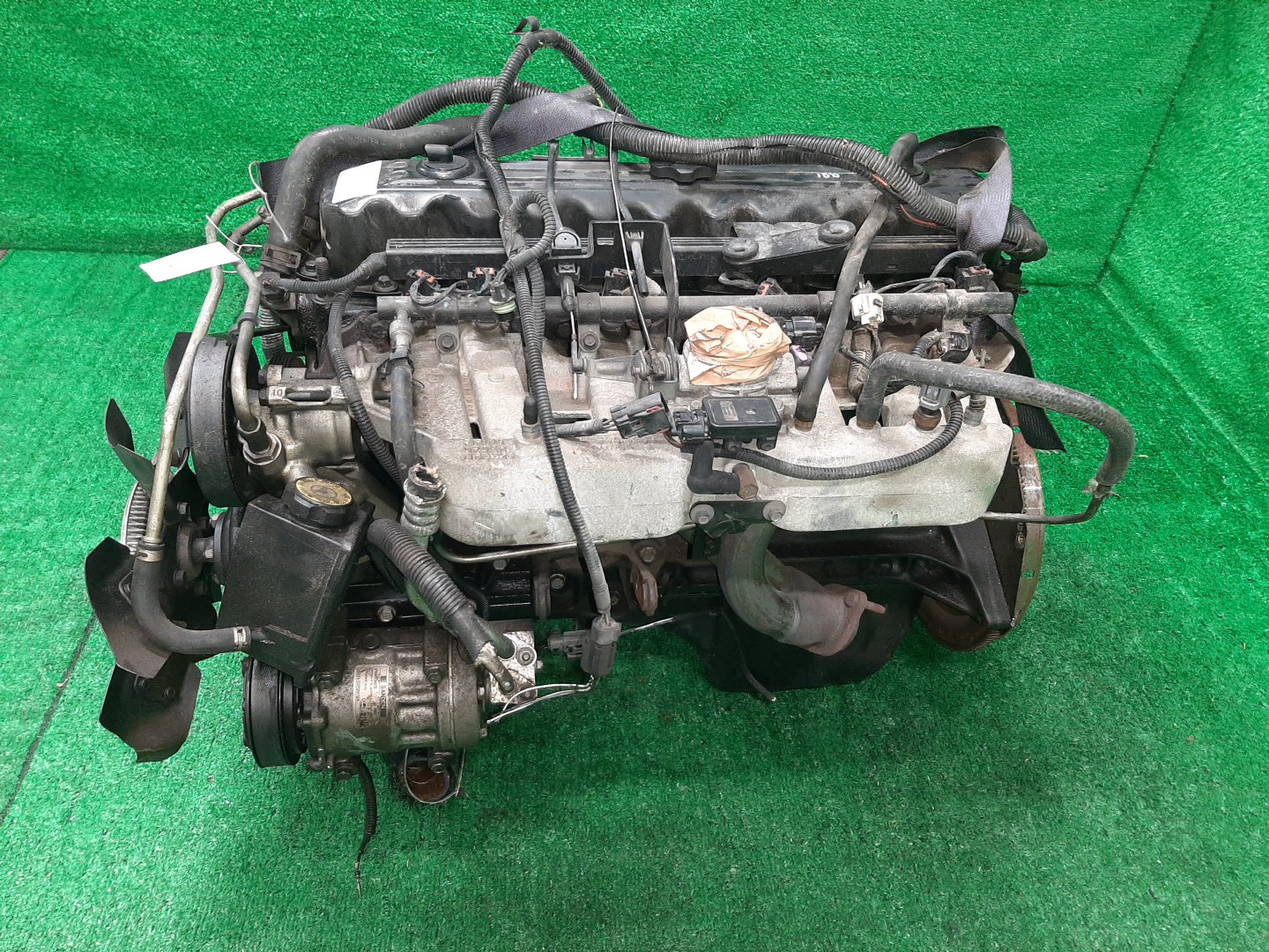Двигатель JEEP CHEROKEE XJ ERH WL259872 4 ракурс Двигатель JEEP CHEROKEE XJ ERH WL259872 4 ракурс