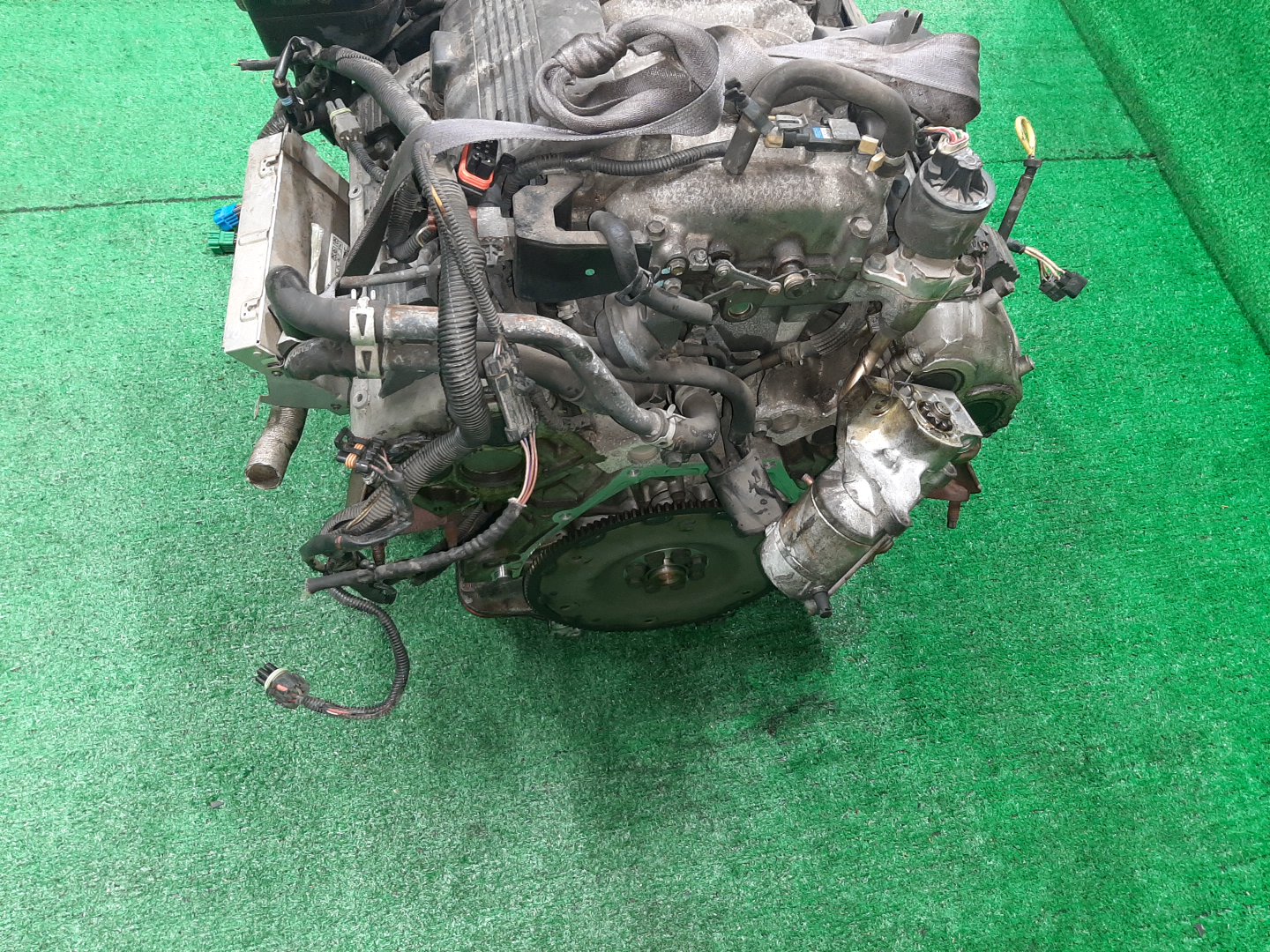 Двигатель ISUZU WIZARD, MU UES25FW 6VD1 633034 5 ракурс