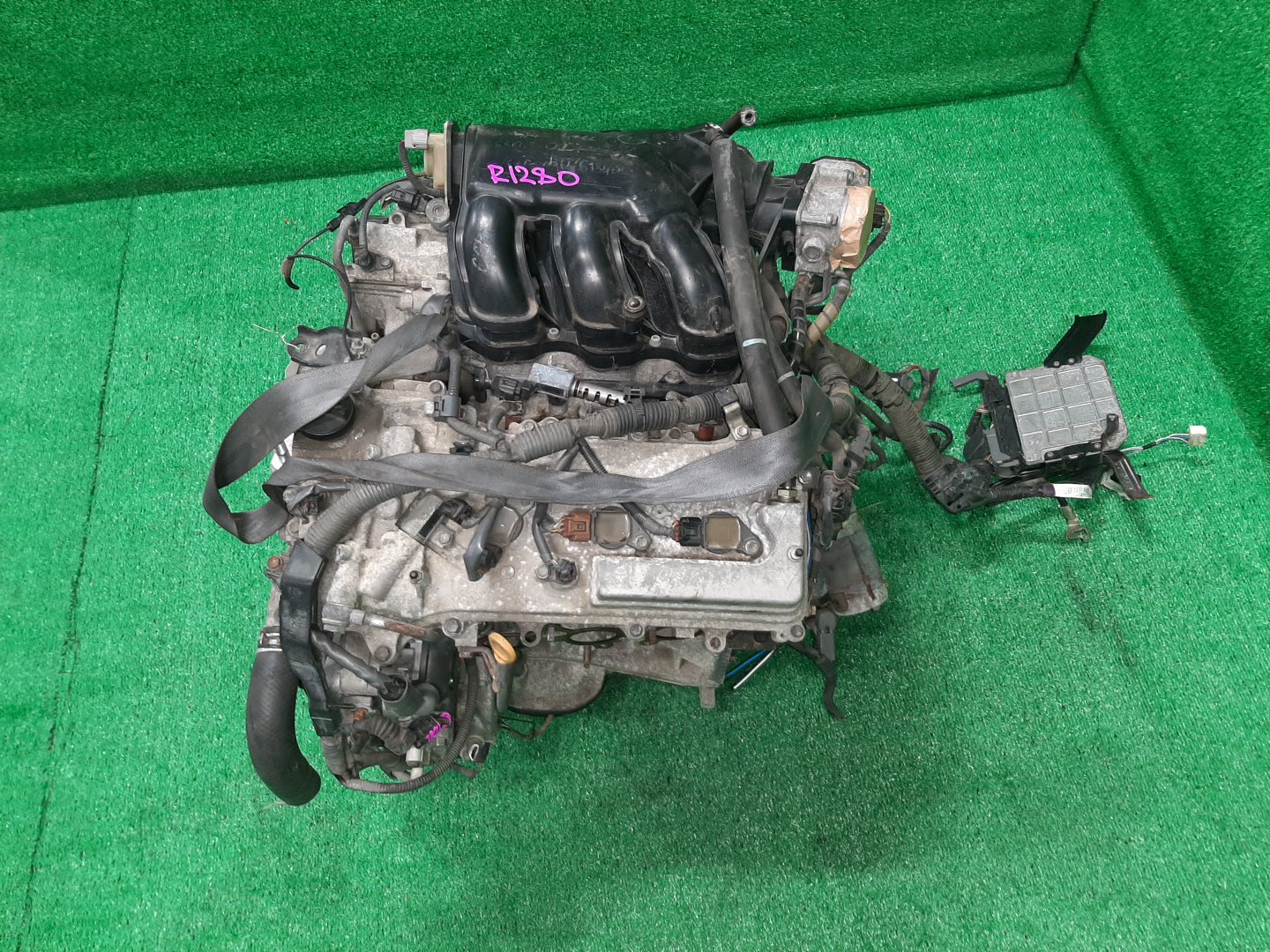 Двигатель TOYOTA ALPHARD, VELLFIRE GGH25W, GGH20W 2GR-FE 0761840 1 ракурс Двигатель TOYOTA ALPHARD, VELLFIRE GGH25W, GGH20W 2GR-FE 0761840 1 ракурс