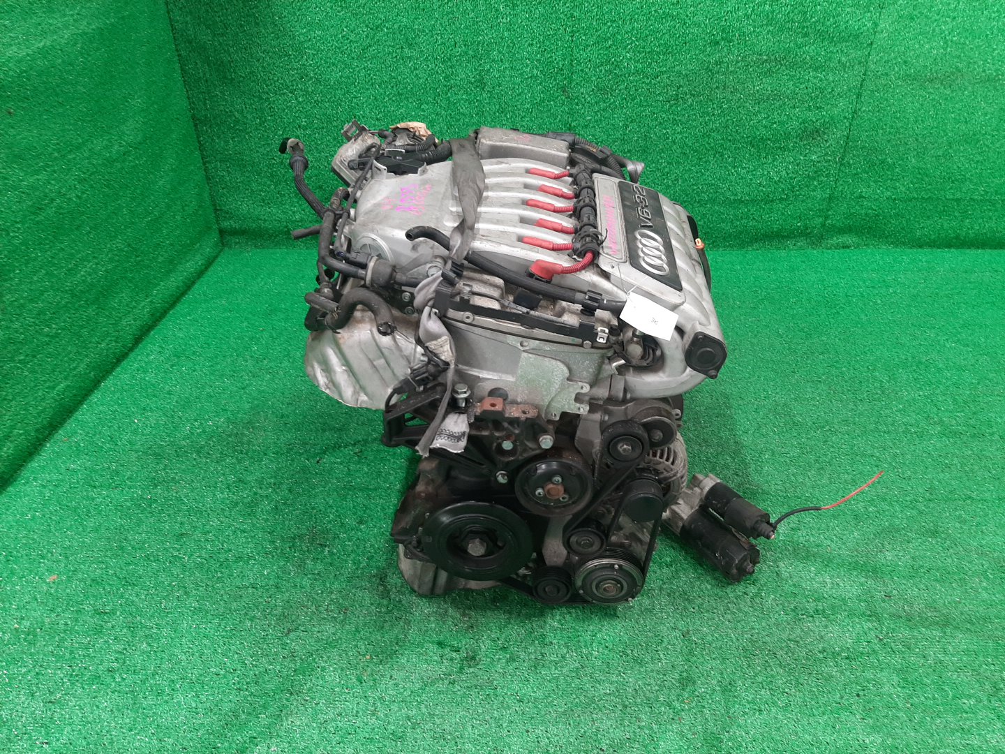 Двигатель AUDI GOLF, TT, A3 1K1, 8J3, 8PA, 8P1 BUB, BMJ, BDB 002201 2 ракурс
