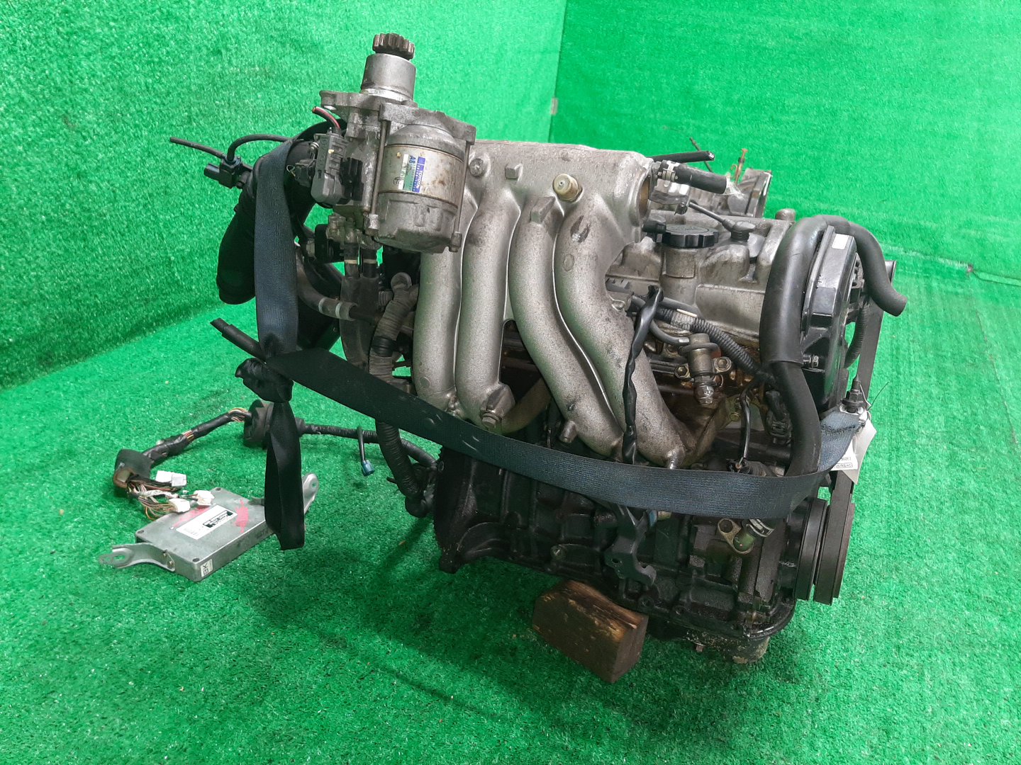 Двигатель TOYOTA CALDINA, CAMRY, CELICA, CORONA, CORONA EXIV, VISTA, CURREN, CARINA ED, CORONA PREMIO ST210G, ST191G, ST210, SV41, SV32, SV42, ST203, ST202, ST191, SV33, ST206, ST207 3S-FE KAT 3 ракурс