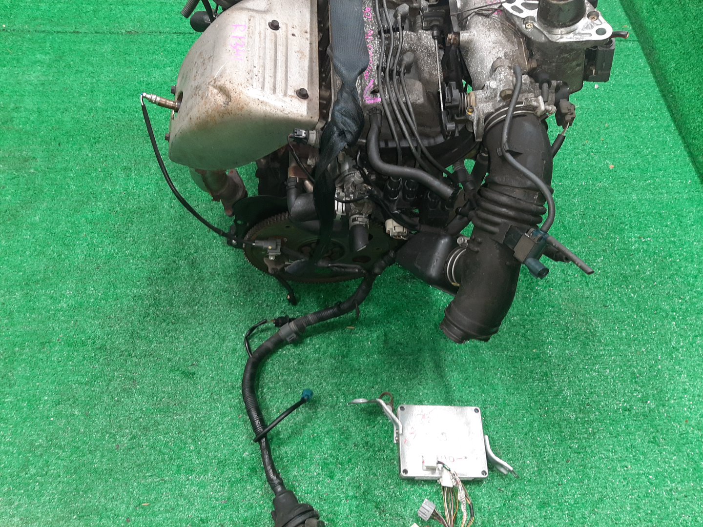 Двигатель TOYOTA CALDINA, CAMRY, CELICA, CORONA, CORONA EXIV, VISTA, CURREN, CARINA ED, CORONA PREMIO ST210G, ST191G, ST210, SV41, SV32, SV42, ST203, ST202, ST191, SV33, ST206, ST207 3S-FE KAT 5 ракурс