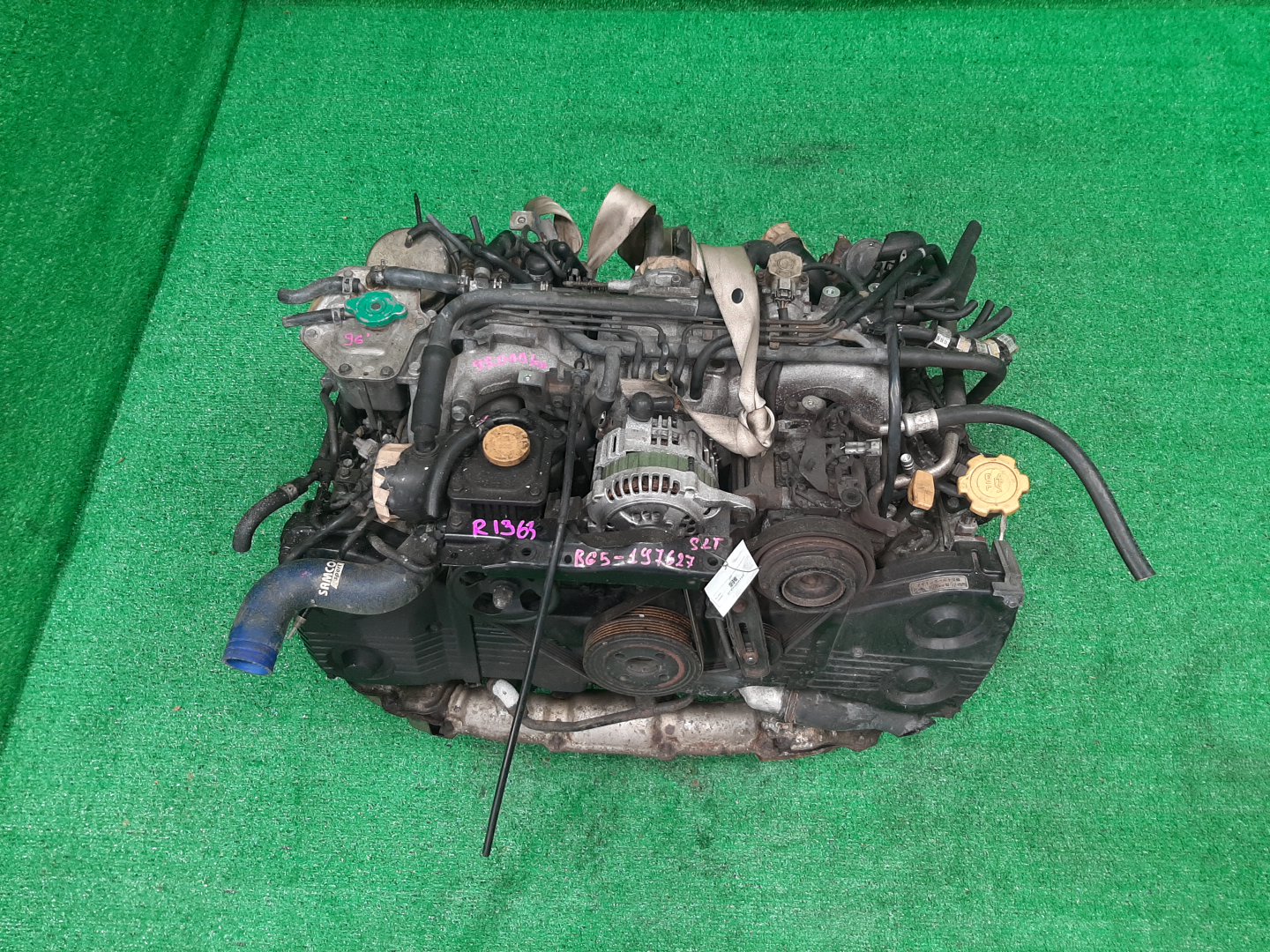Двигатель SUBARU LEGACY BD5, BG5 EJ20R 798881 1 ракурс Двигатель SUBARU LEGACY BD5, BG5 EJ20R 798881 1 ракурс