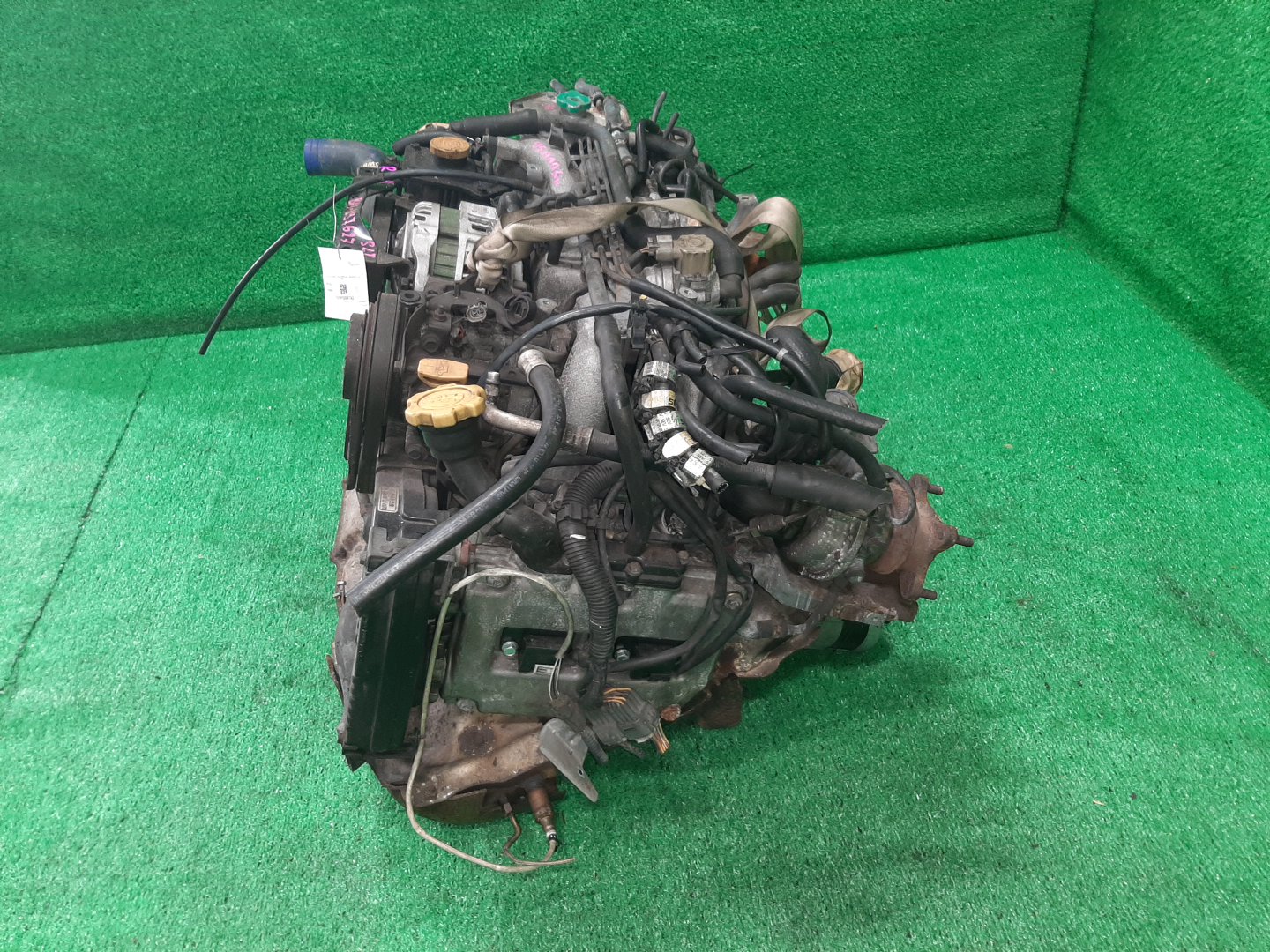 Двигатель SUBARU LEGACY BD5, BG5 EJ20R 798881 4 ракурс Двигатель SUBARU LEGACY BD5, BG5 EJ20R 798881 4 ракурс