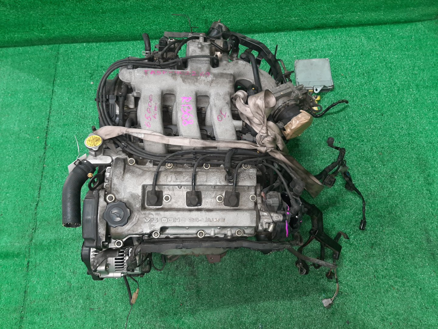 Двигатель MAZDA EUNOS 800, CAPELLA, MILLENIA, CRONOS, MX-6, EFINI MS-8, 626 TA5P, TA5A, TA5Y, TA5Z, GW5R, GE5P, GEEP, GE5B, GE5S, MB5A, MB5P, GF KL-ZE 831640 1 ракурс Двигатель MAZDA EUNOS 800, CAPELLA, MILLENIA, CRONOS, MX-6, EFINI MS-8, 626 TA5P, TA5A, TA5Y, TA5Z, GW5R, GE5P, GEEP, GE5B, GE5S, MB5A, MB5P, GF KL-ZE 831640 1 ракурс