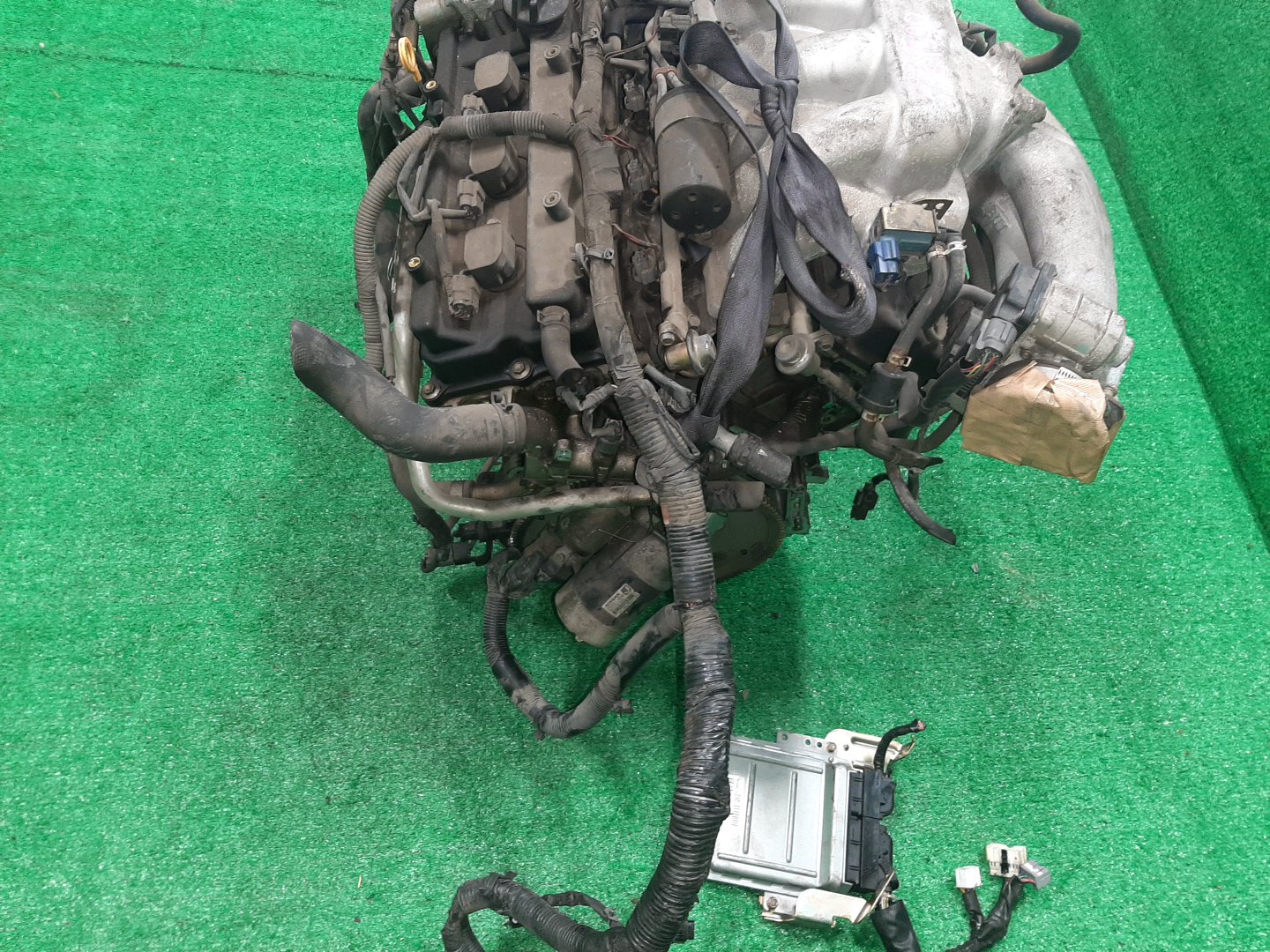 Двигатель NISSAN MURANO PZ50 VQ35DE 956437B 5 ракурс