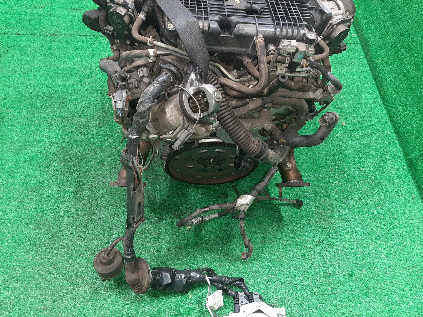 Двигатель NISSAN SKYLINE PV36 VQ35HR 518486C 5 ракурс