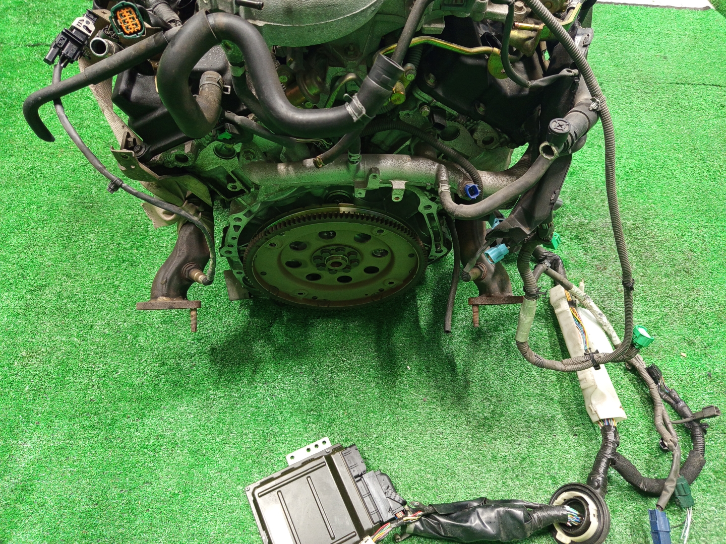 Двигатель NISSAN FUGA PNY50 VQ35DE 580312B 5 ракурс