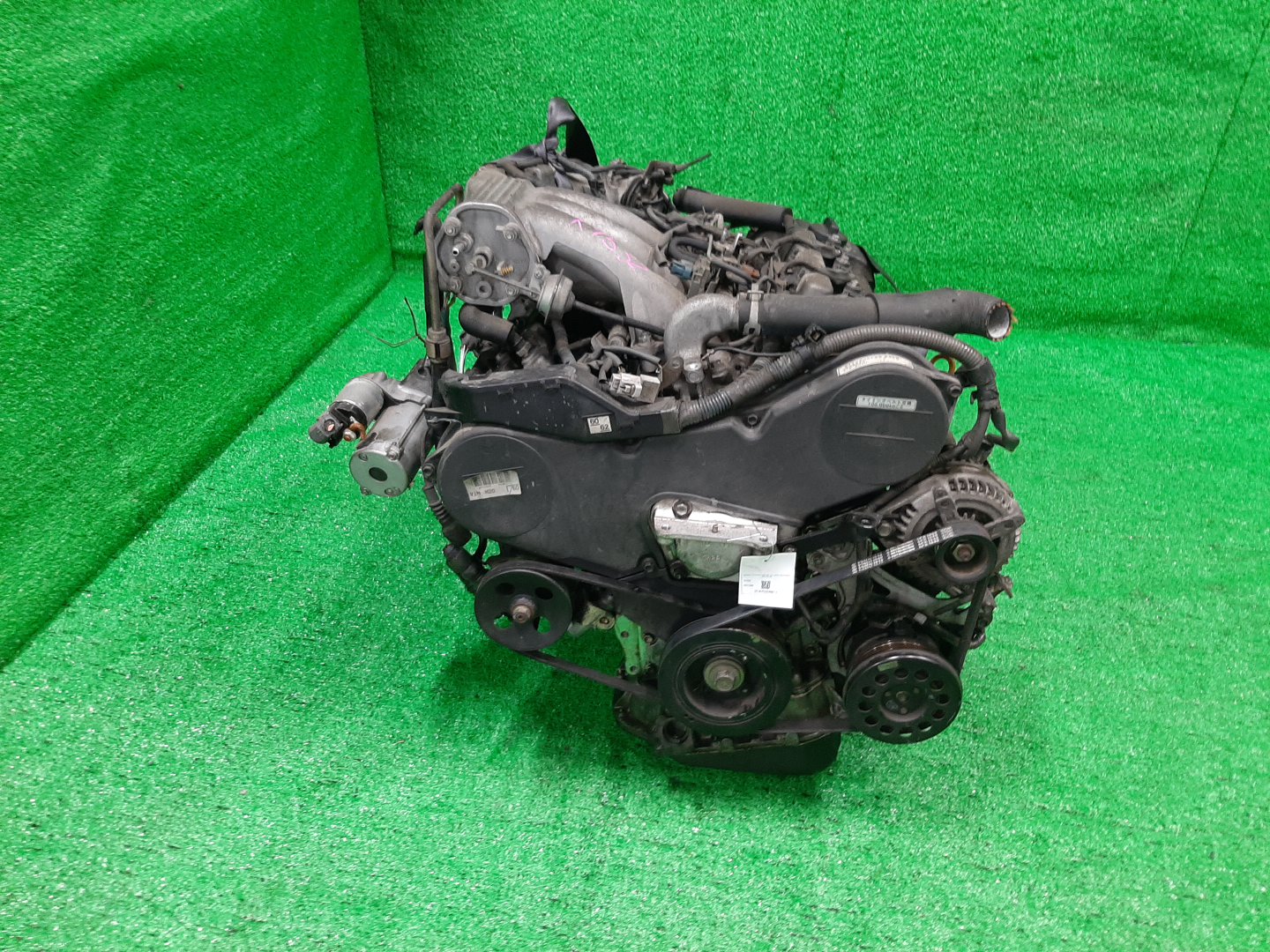 Двигатель TOYOTA ALPHARD MNH10W 1MZ-FE 1MOD 2 ракурс Двигатель TOYOTA ALPHARD MNH10W 1MZ-FE 1MOD 2 ракурс
