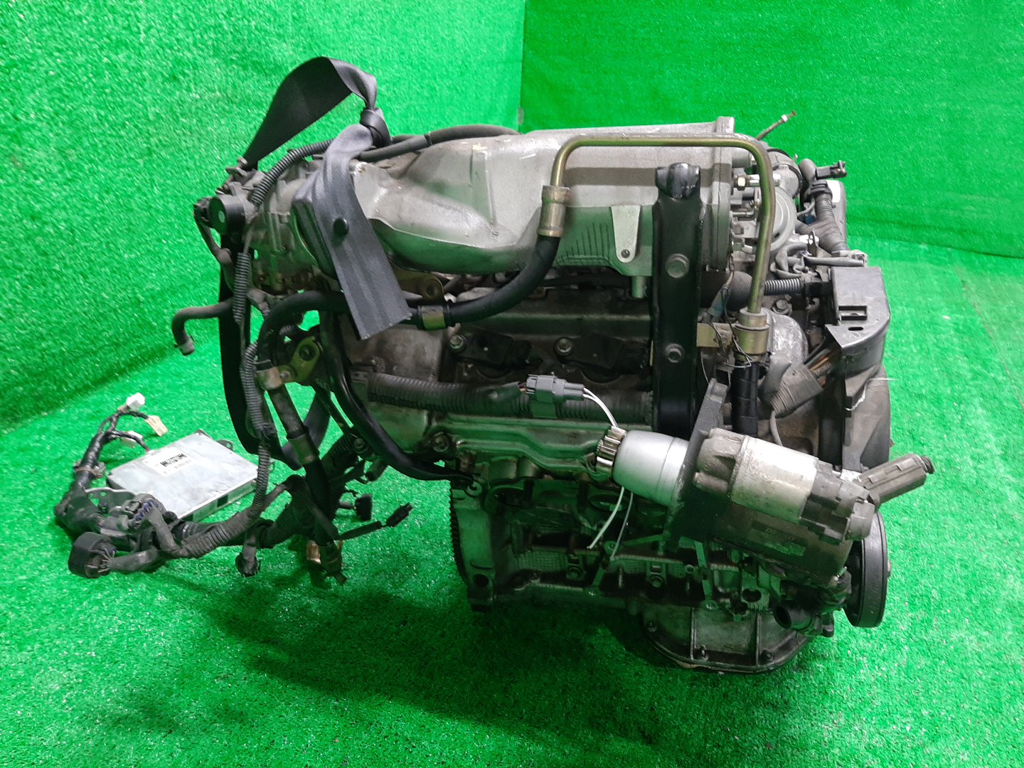 Двигатель TOYOTA ALPHARD MNH10W 1MZ-FE 1MOD 3 ракурс Двигатель TOYOTA ALPHARD MNH10W 1MZ-FE 1MOD 3 ракурс